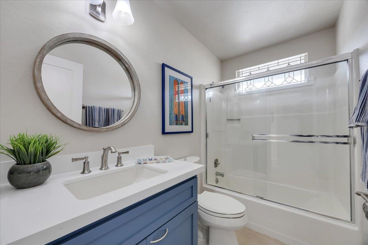 935 Foothill Rd, Copperopolis, CA 95228