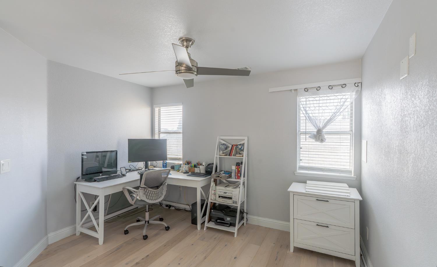 707 Chenin Blanc Dr, Manteca, CA 95337