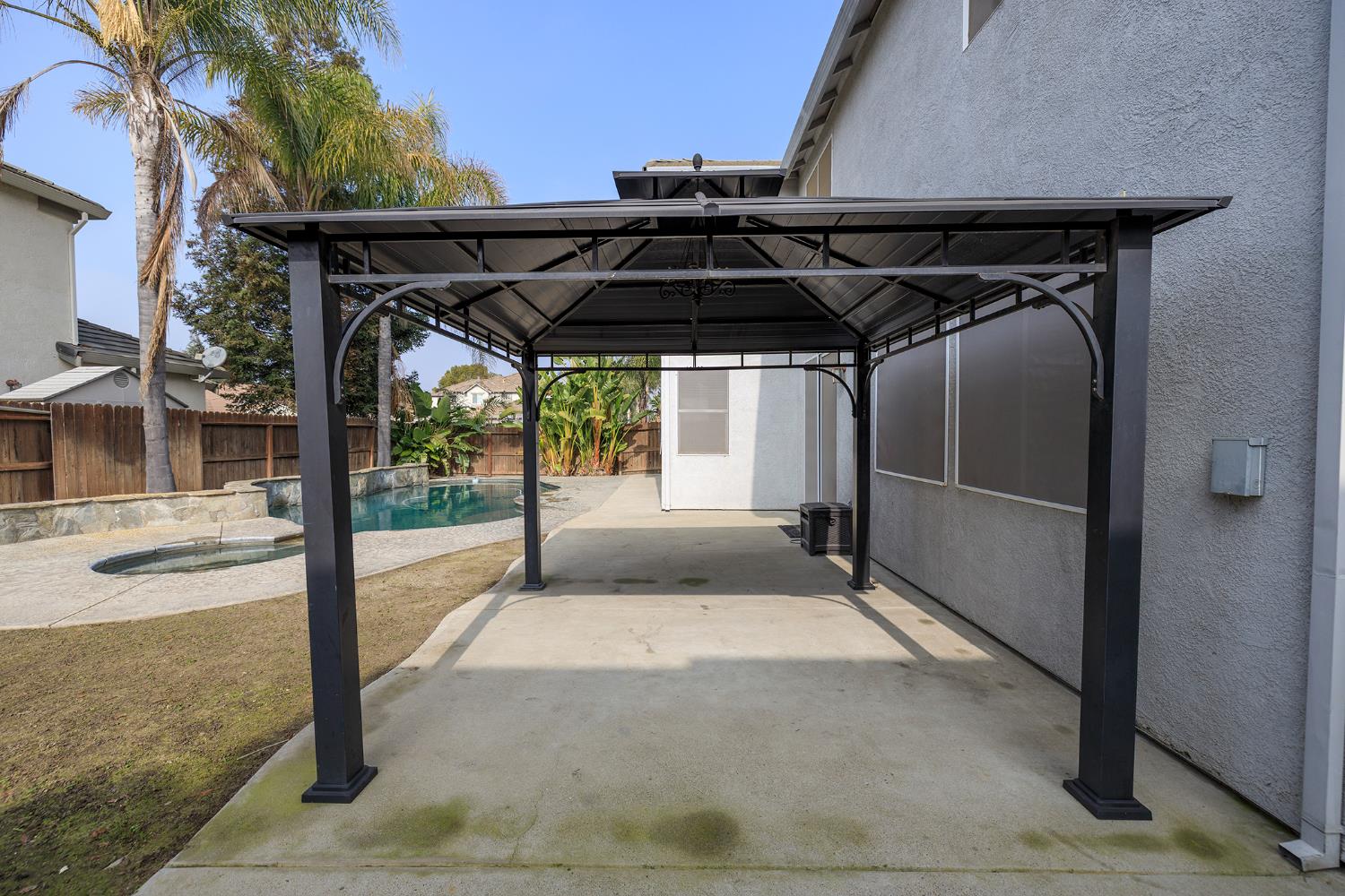 1537 Atlantic Ave, Ripon, CA 95366