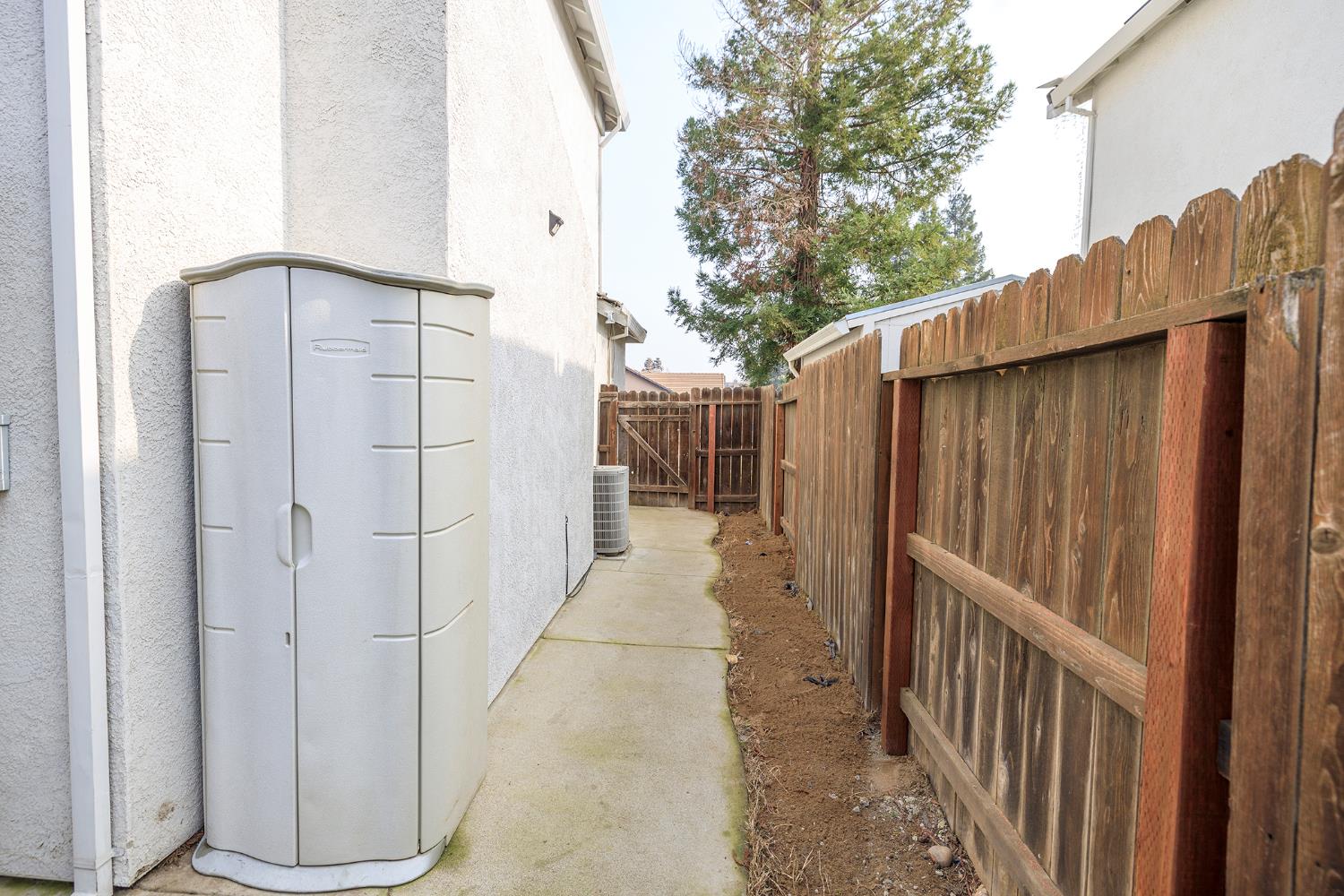 1537 Atlantic Ave, Ripon, CA 95366