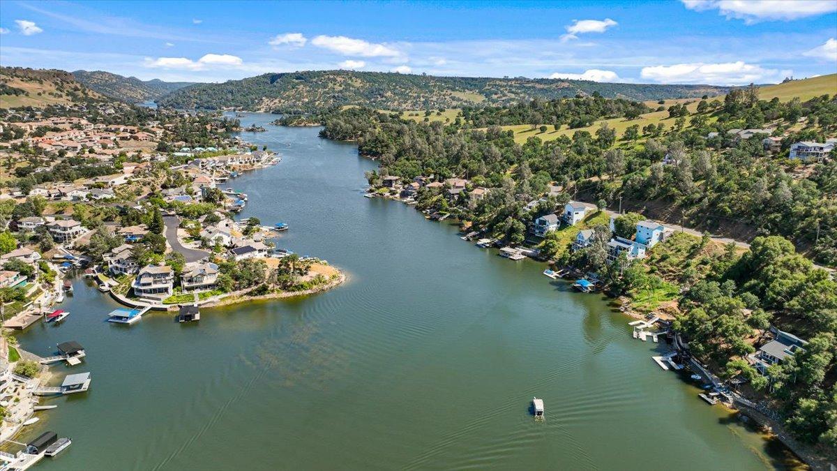 196 Hawkridge Rd, Copperopolis, CA 95228