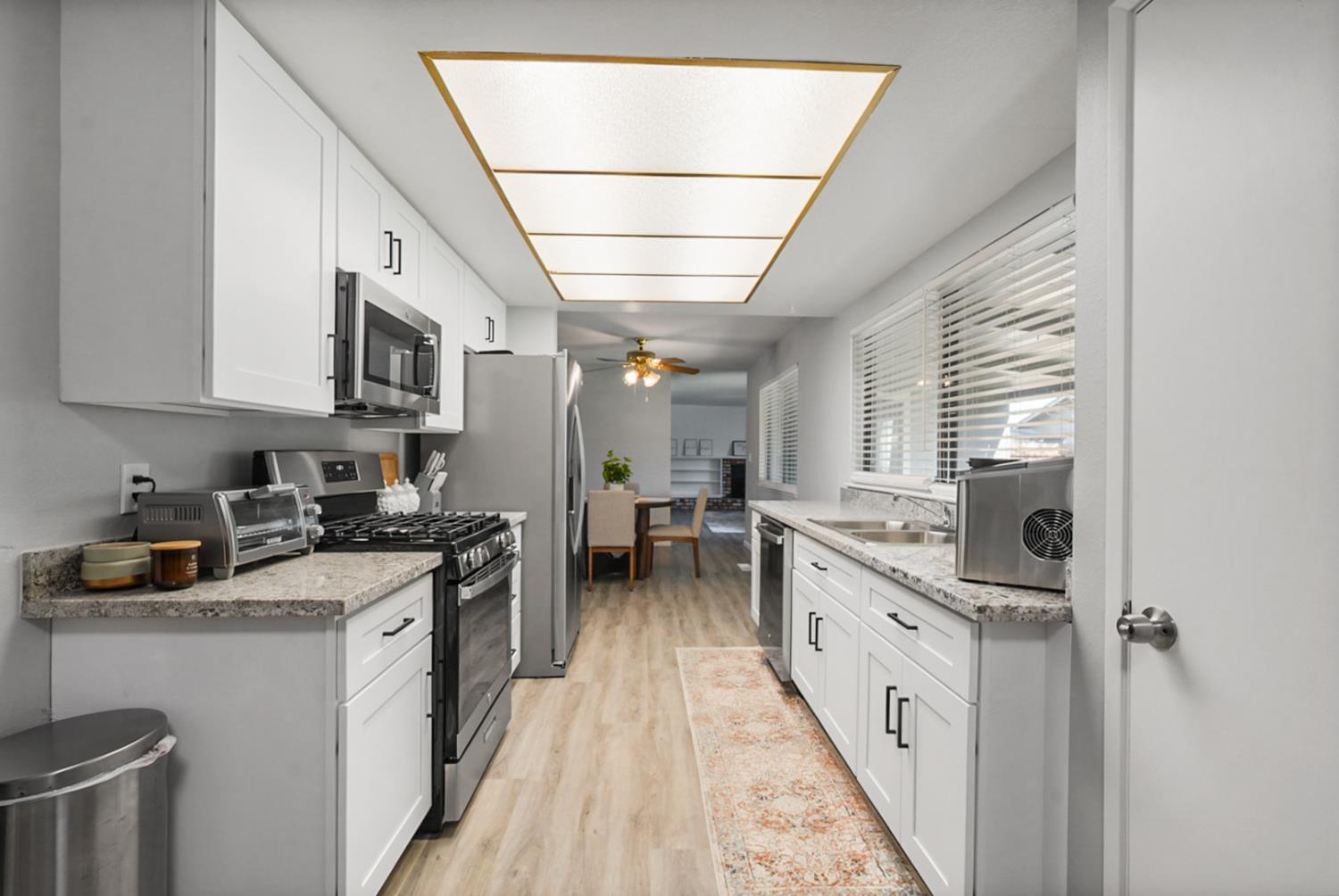 1648 Olivewood Ave, Manteca, CA 95336