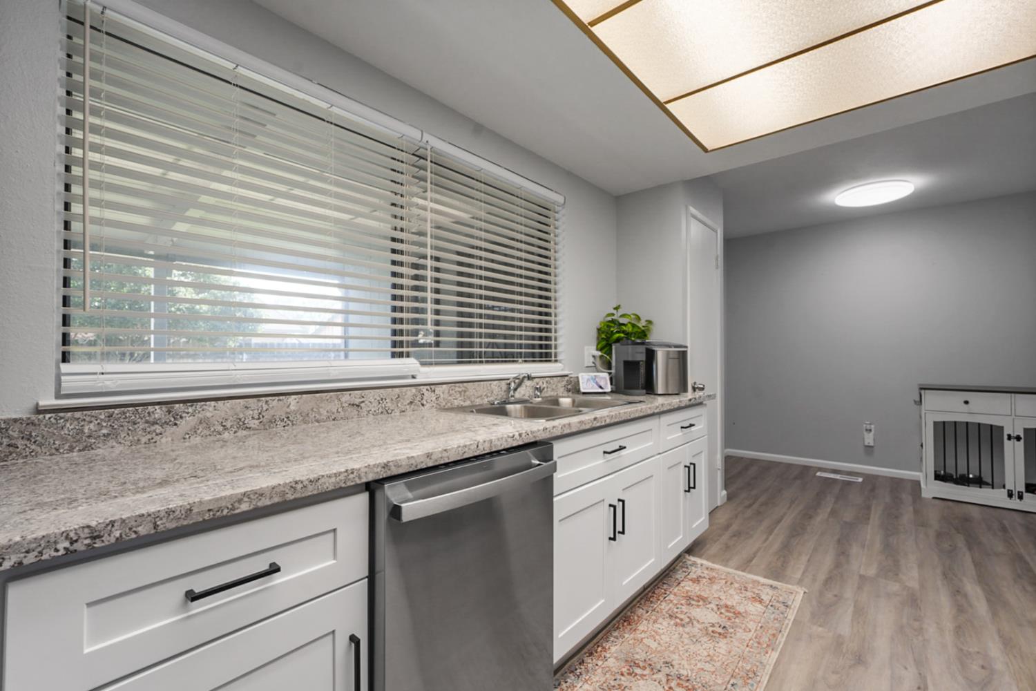 1648 Olivewood Ave, Manteca, CA 95336