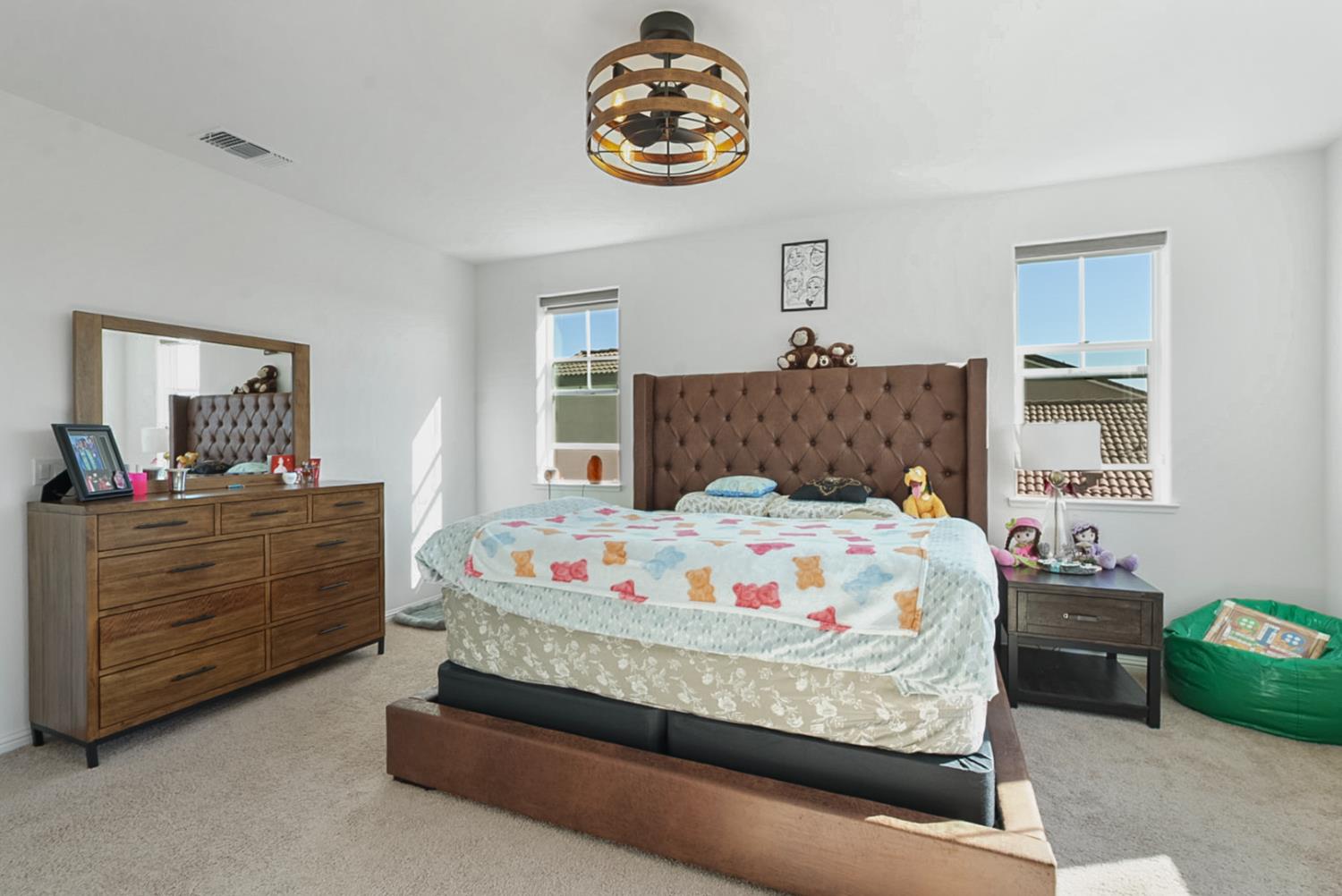 1533 Finestra Dr, Manteca, CA 95337