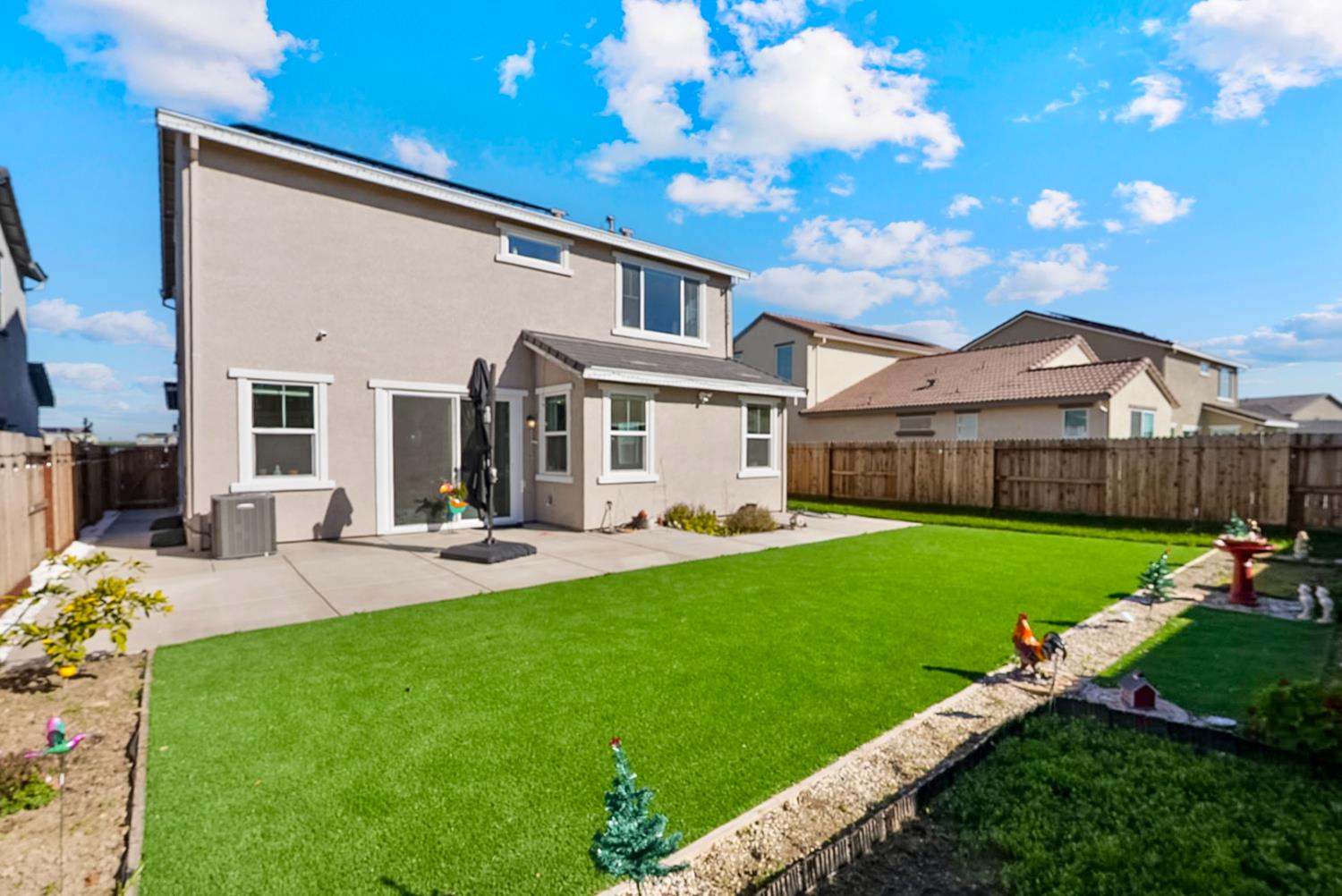 1533 Finestra Dr, Manteca, CA 95337