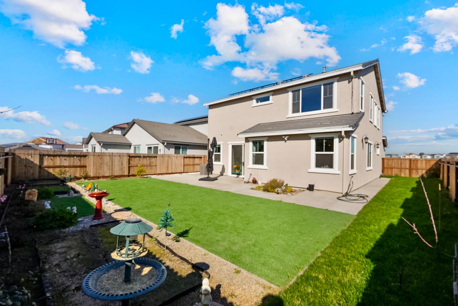 1533 Finestra Dr, Manteca, CA 95337