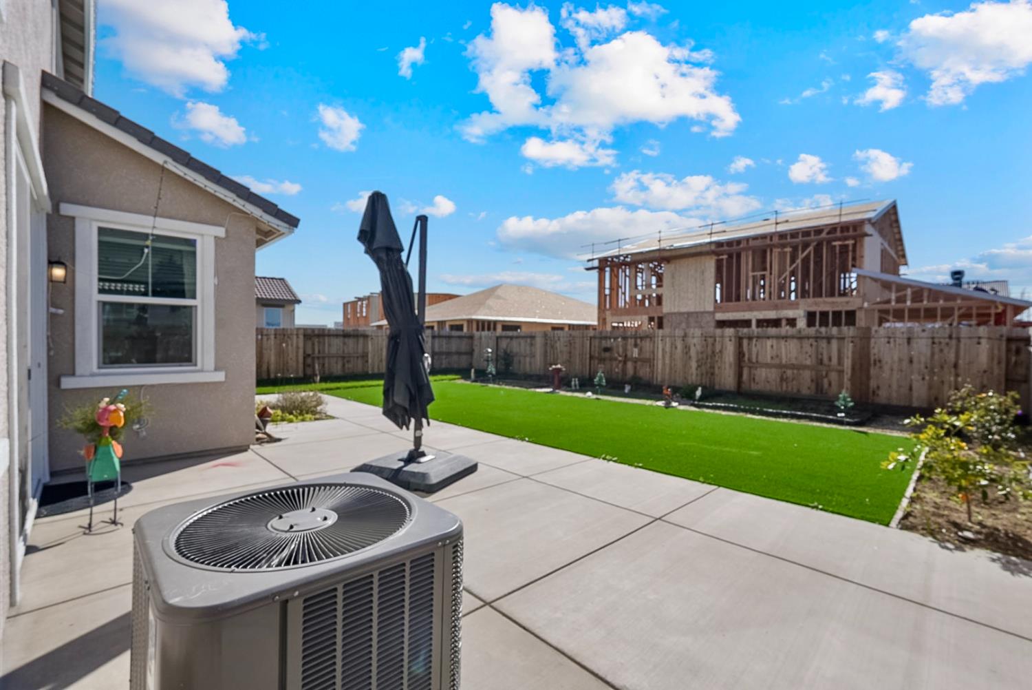 1533 Finestra Dr, Manteca, CA 95337