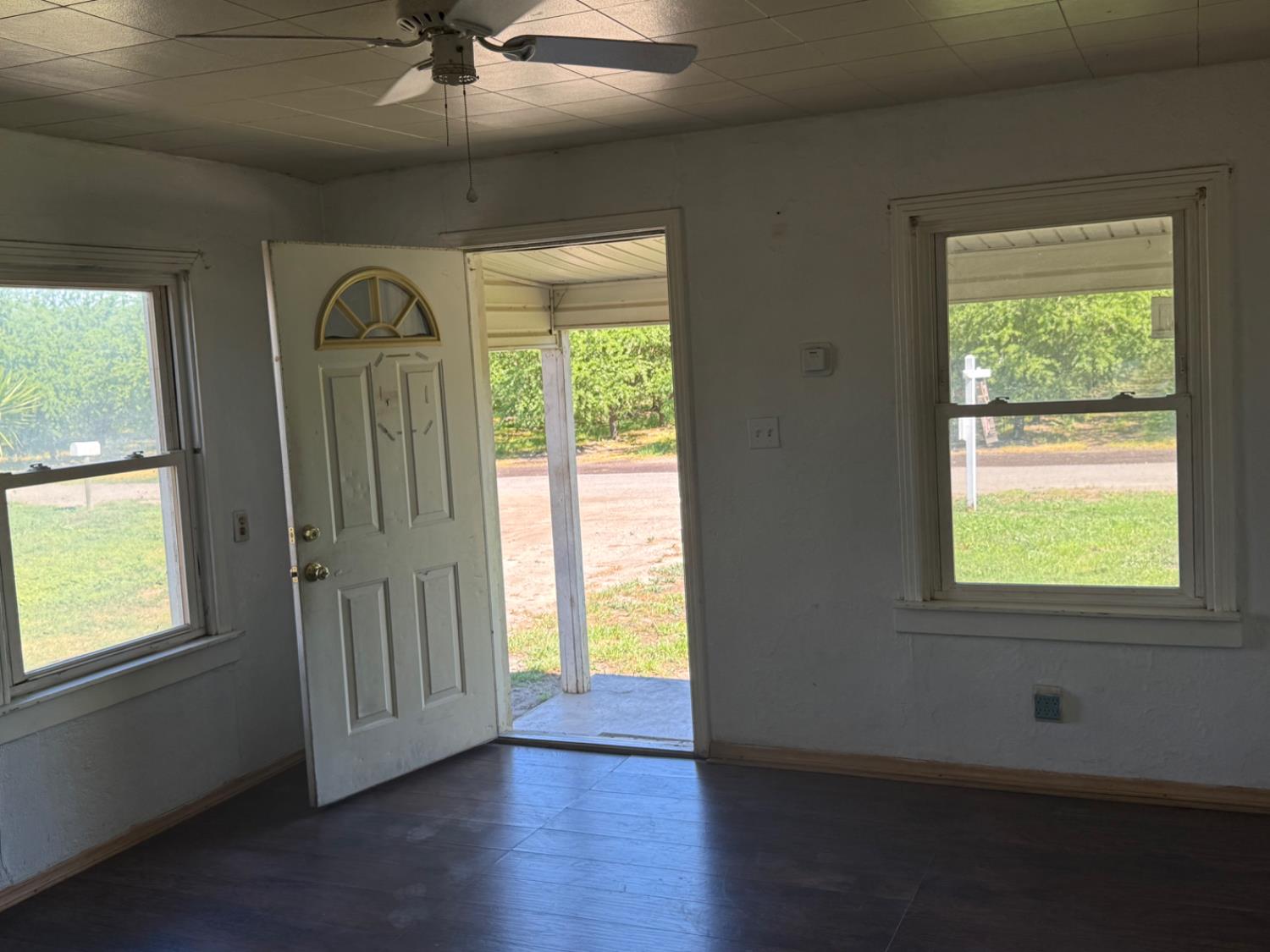 16641 Colony St, Dos Palos, CA 93620