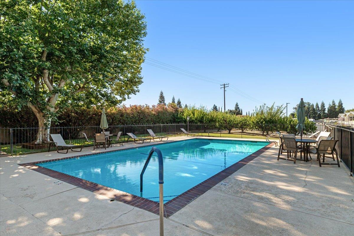 1500 Held Dr #100, Modesto, CA 95355