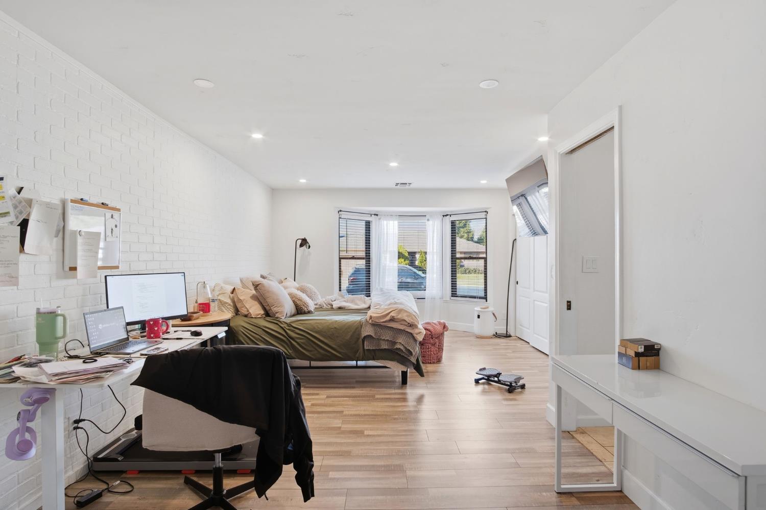 680 Sherri Way, Turlock, CA 95382