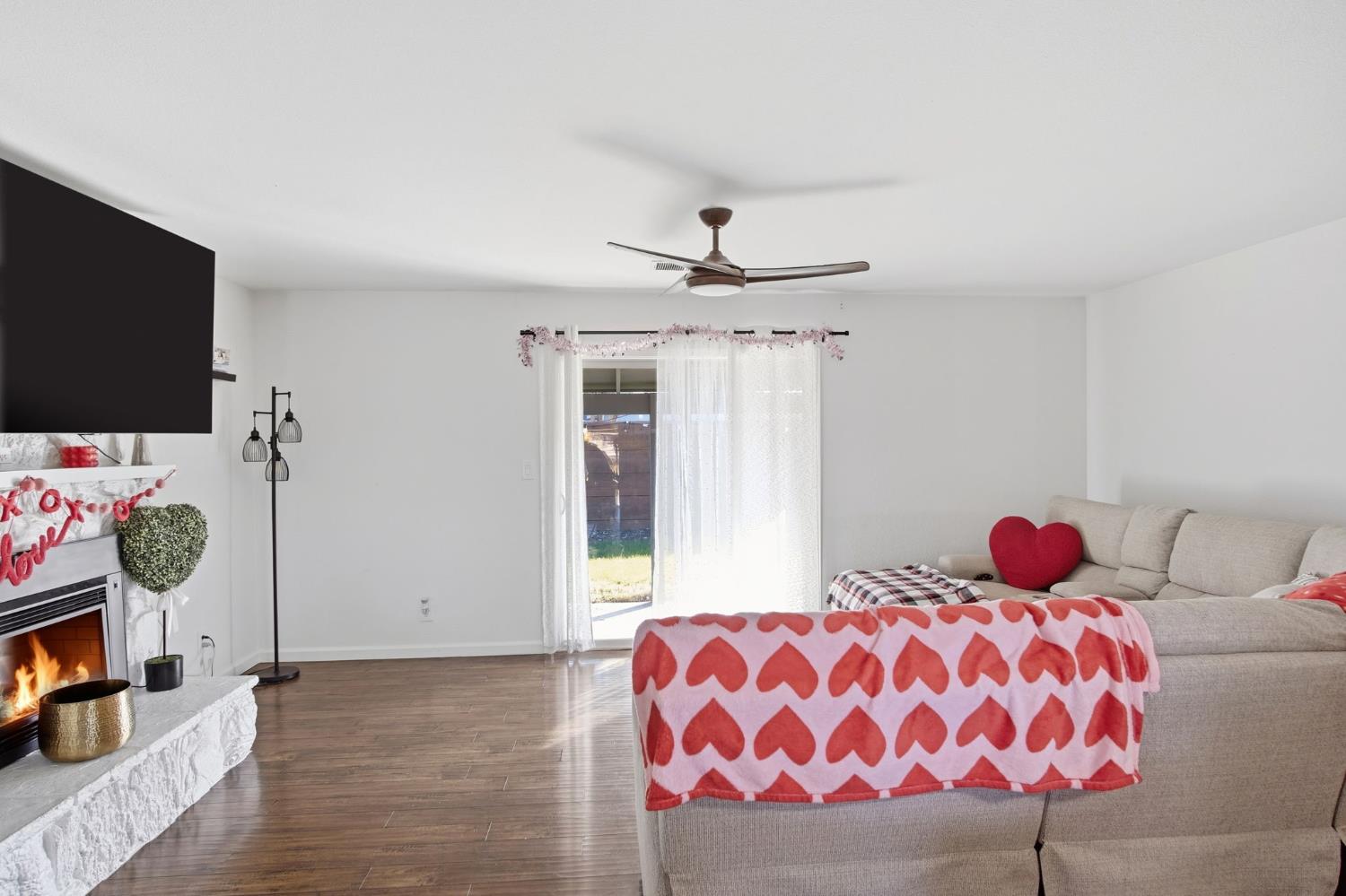 680 Sherri Way, Turlock, CA 95382