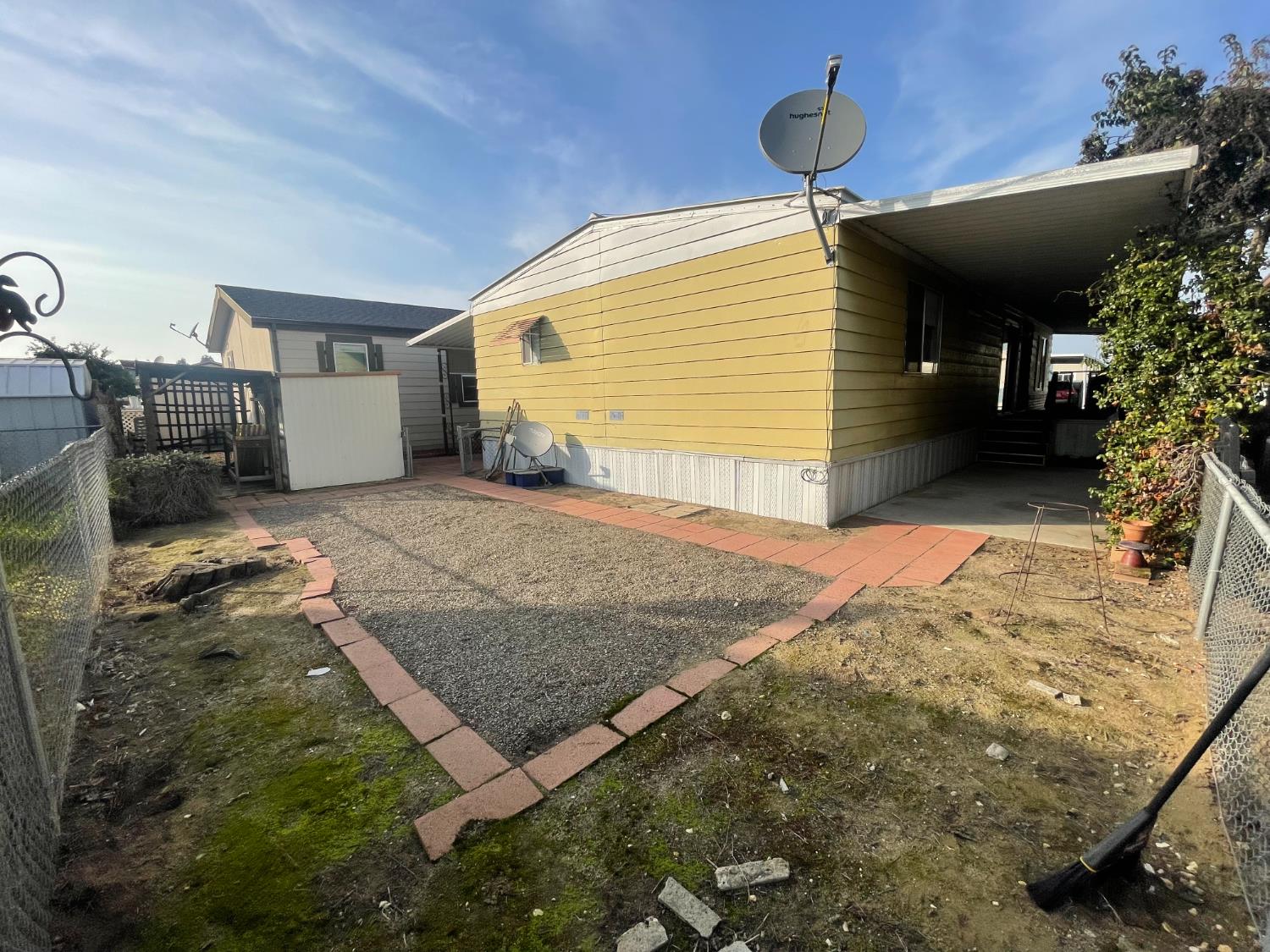 150 Pestana Ave #99, Manteca, CA 95336