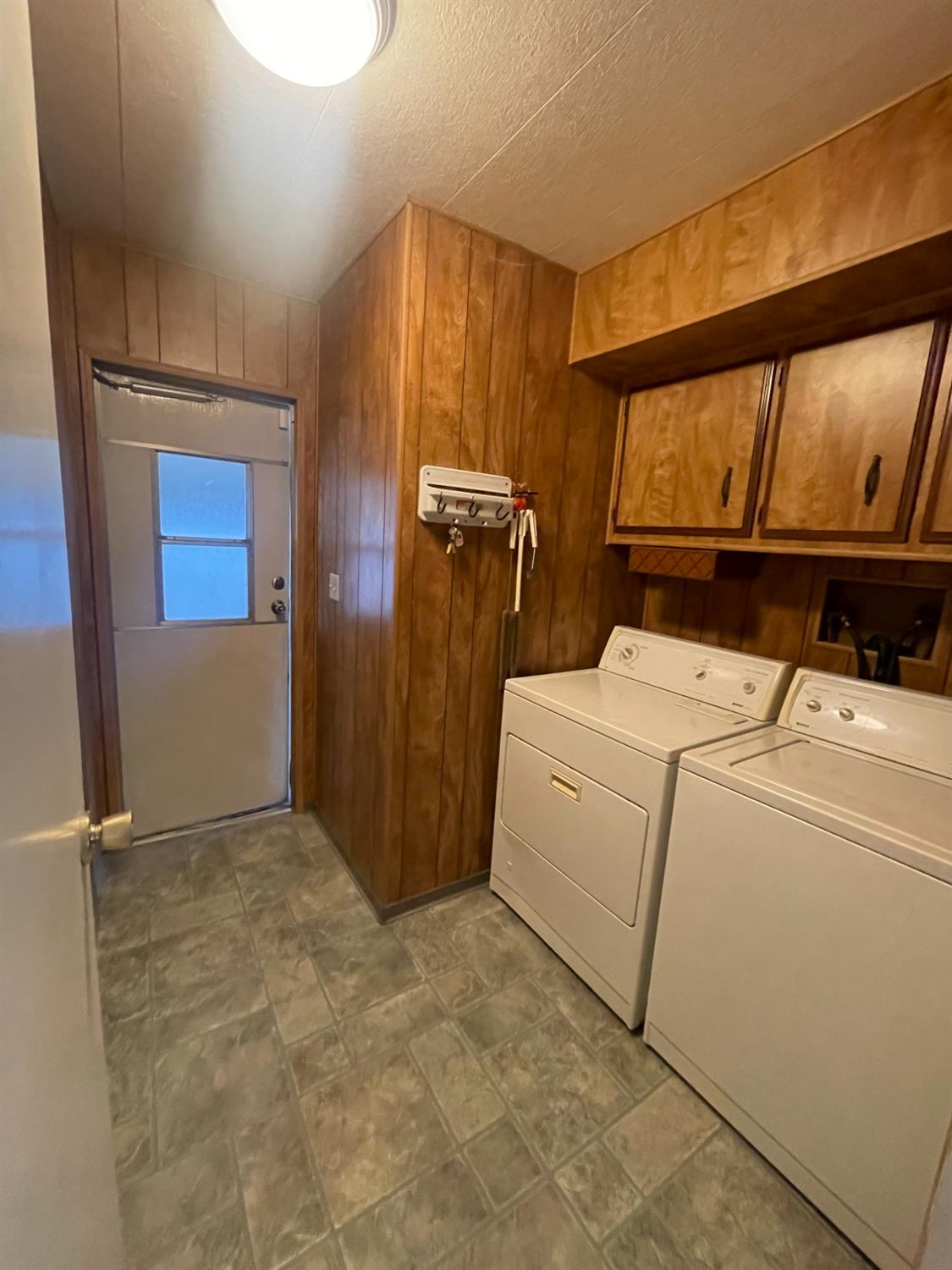 150 Pestana Ave #99, Manteca, CA 95336