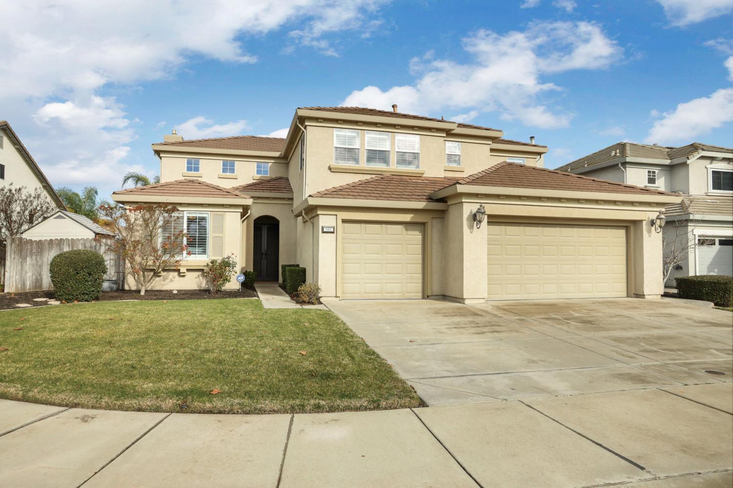 565 Bodeson Ct, Ripon, CA 95366