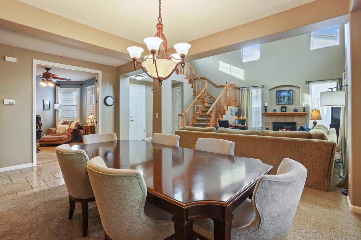 565 Bodeson Ct, Ripon, CA 95366