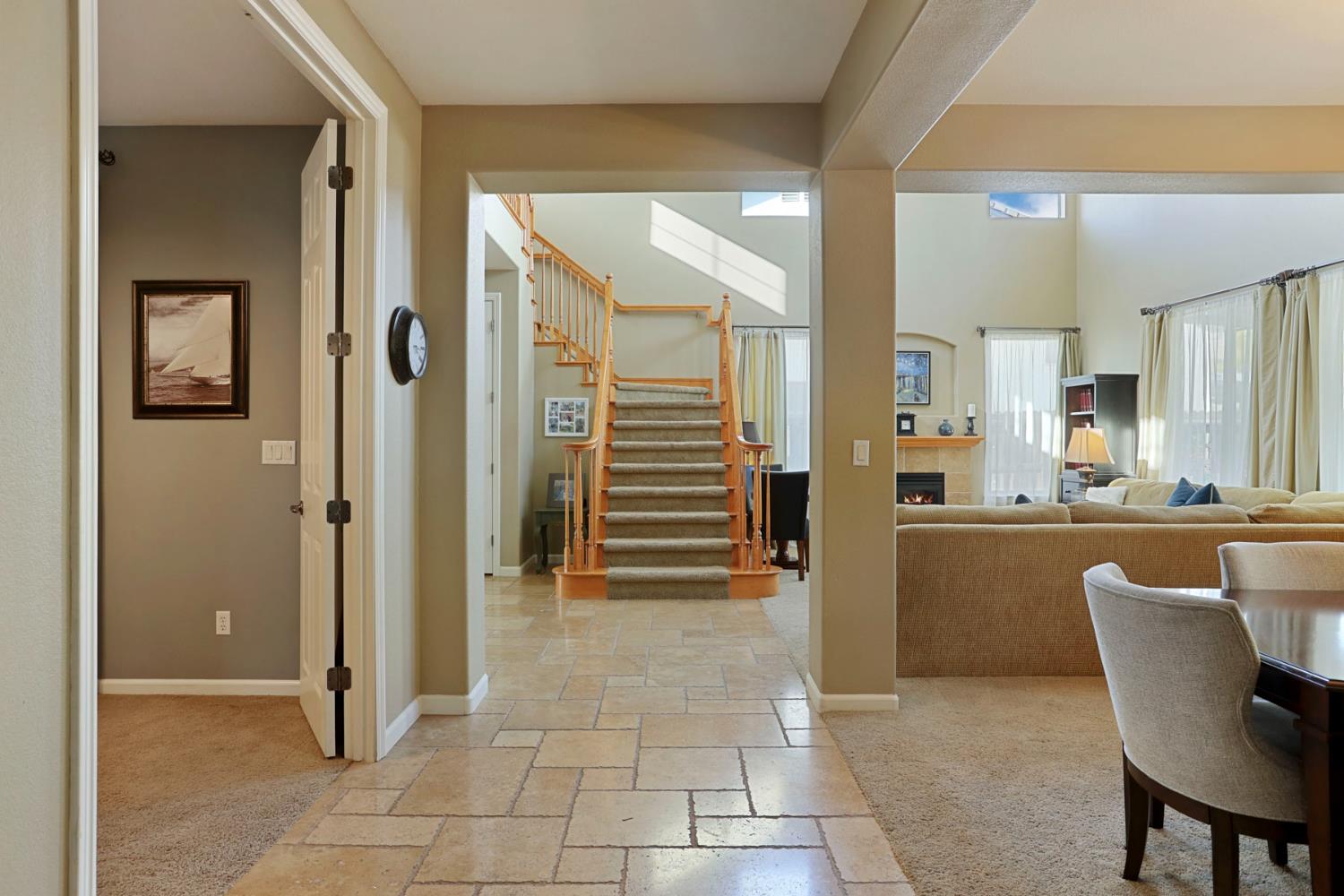 565 Bodeson Ct, Ripon, CA 95366