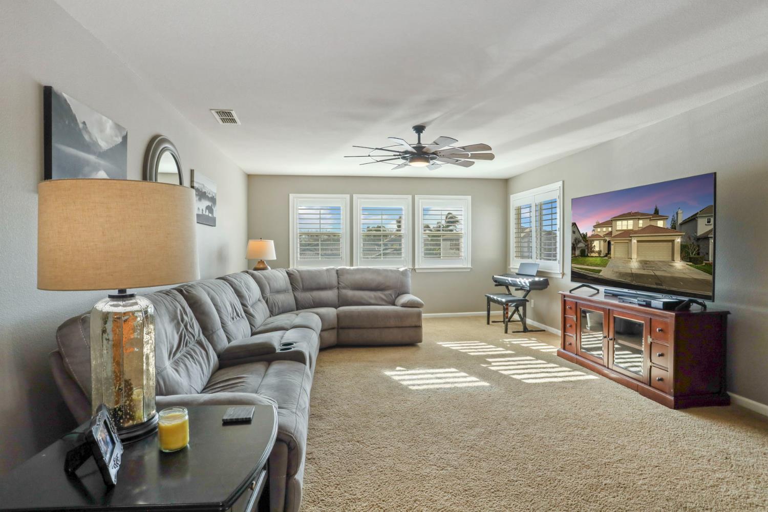 565 Bodeson Ct, Ripon, CA 95366