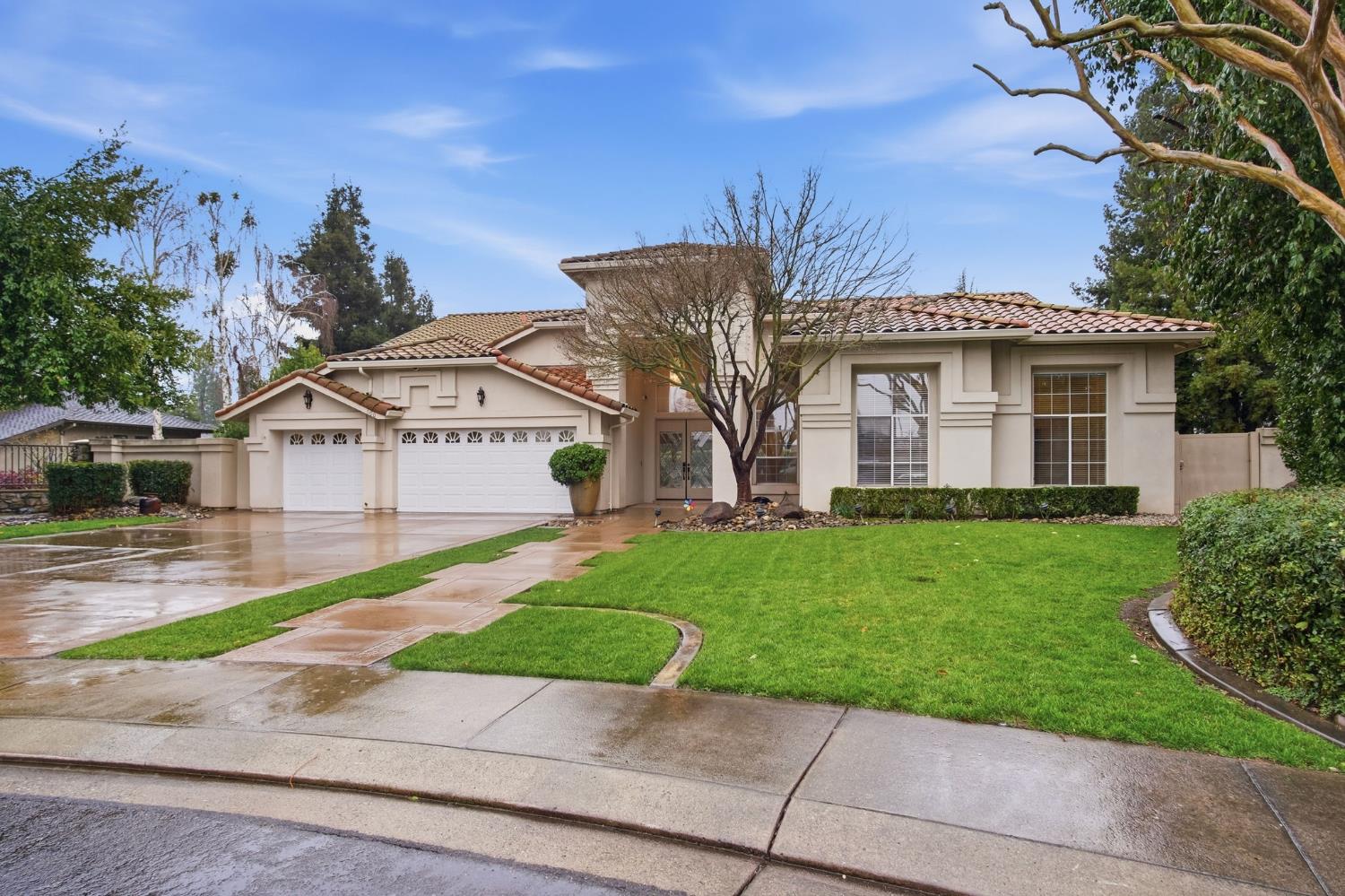 600 Atherton Ct, Modesto, CA 95356