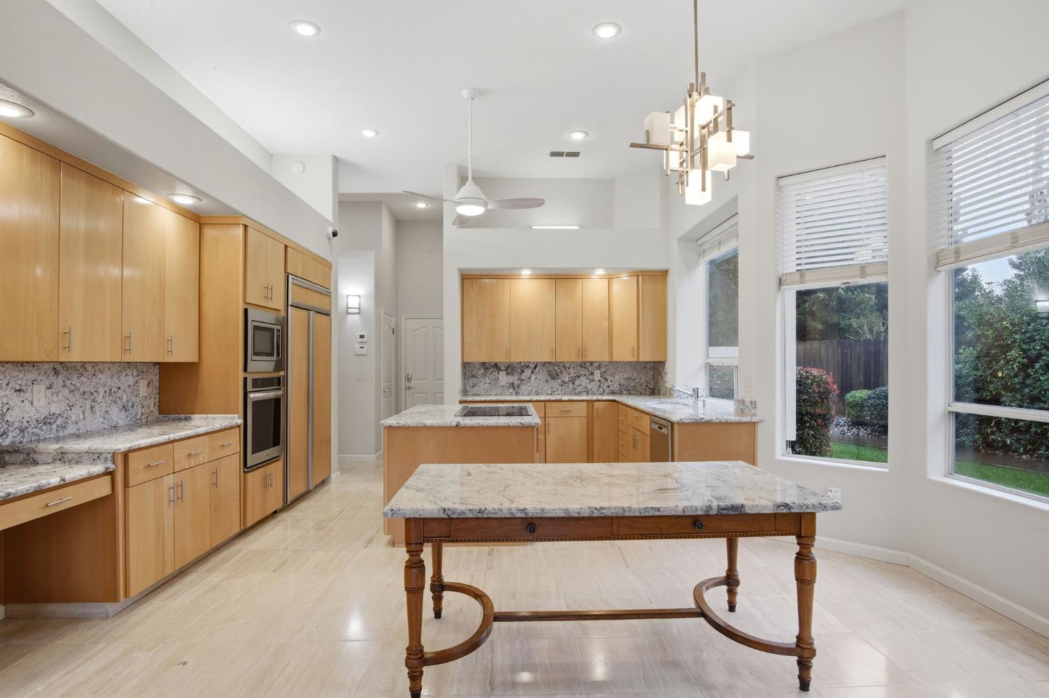 600 Atherton Ct, Modesto, CA 95356