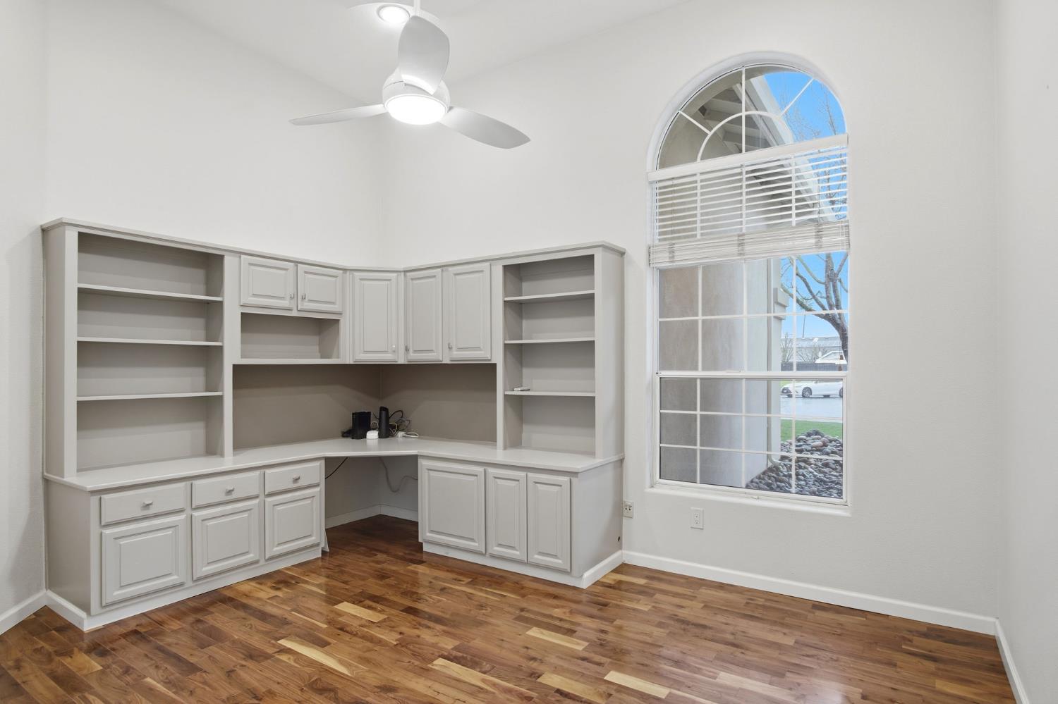 600 Atherton Ct, Modesto, CA 95356