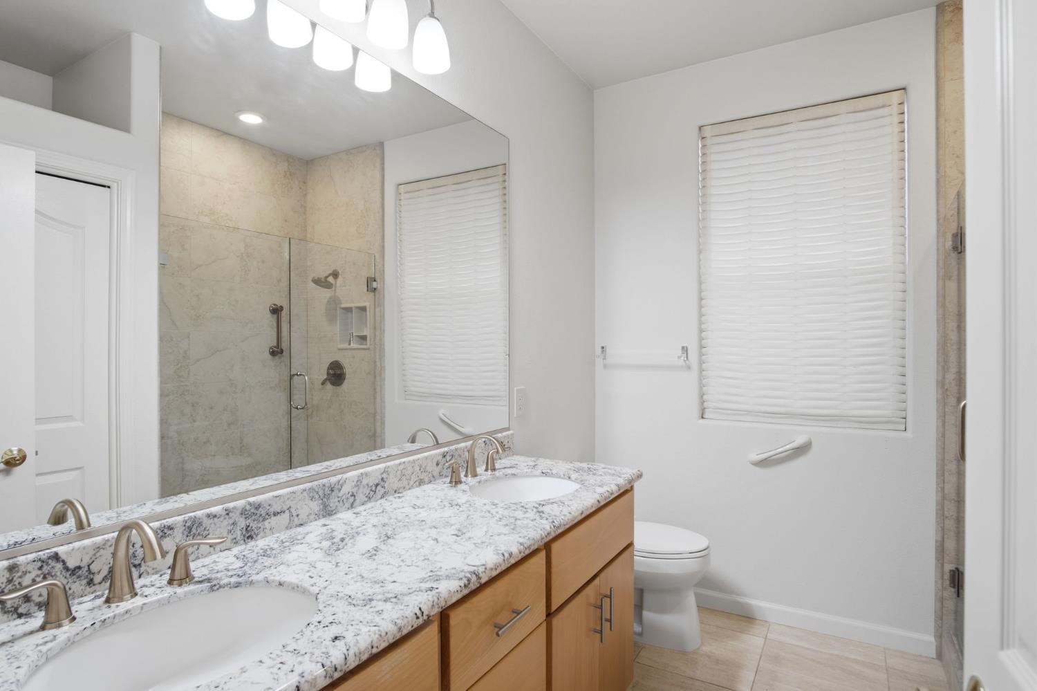 600 Atherton Ct, Modesto, CA 95356