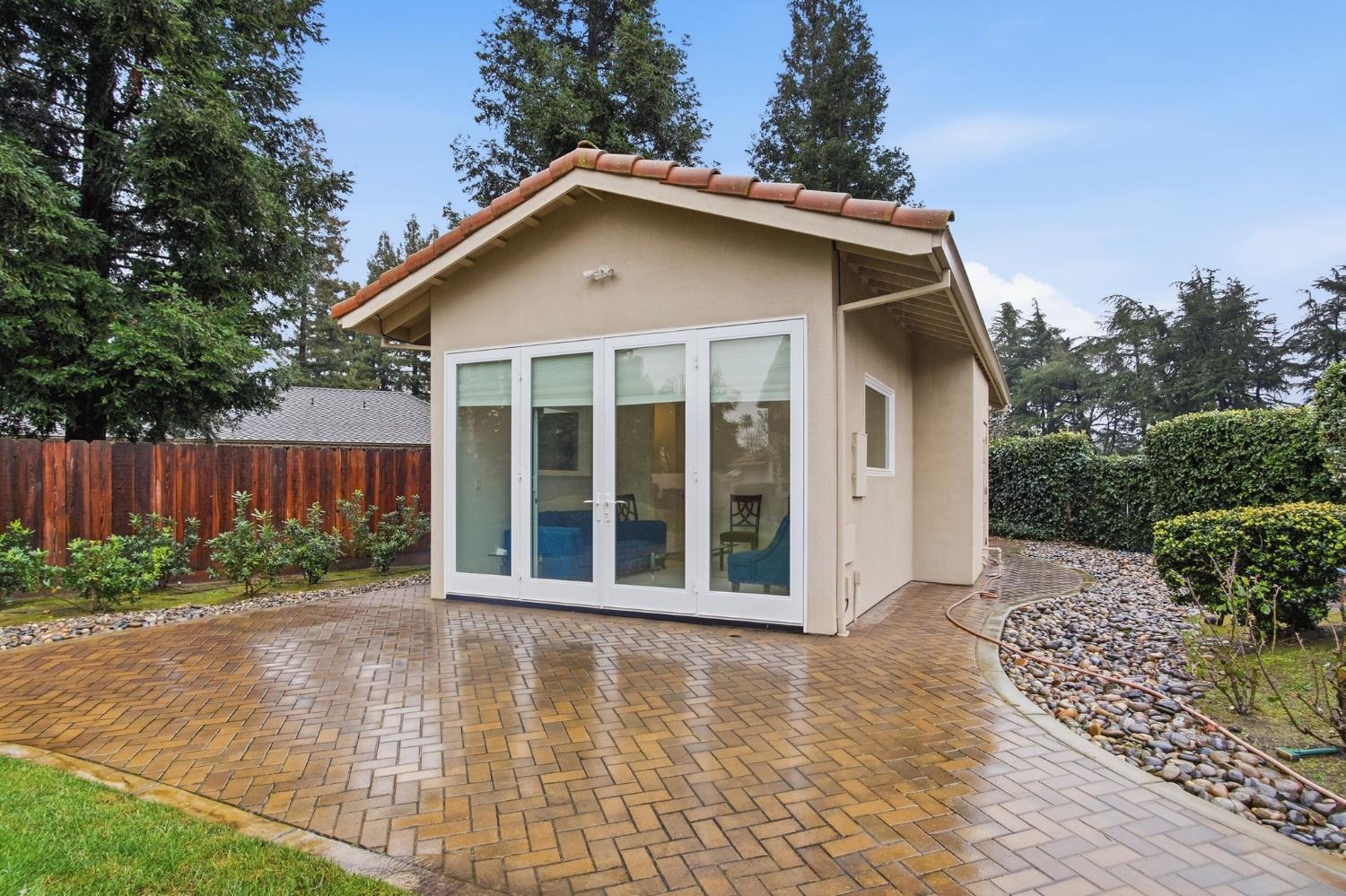 600 Atherton Ct, Modesto, CA 95356