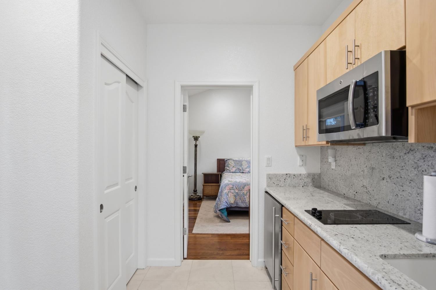 600 Atherton Ct, Modesto, CA 95356