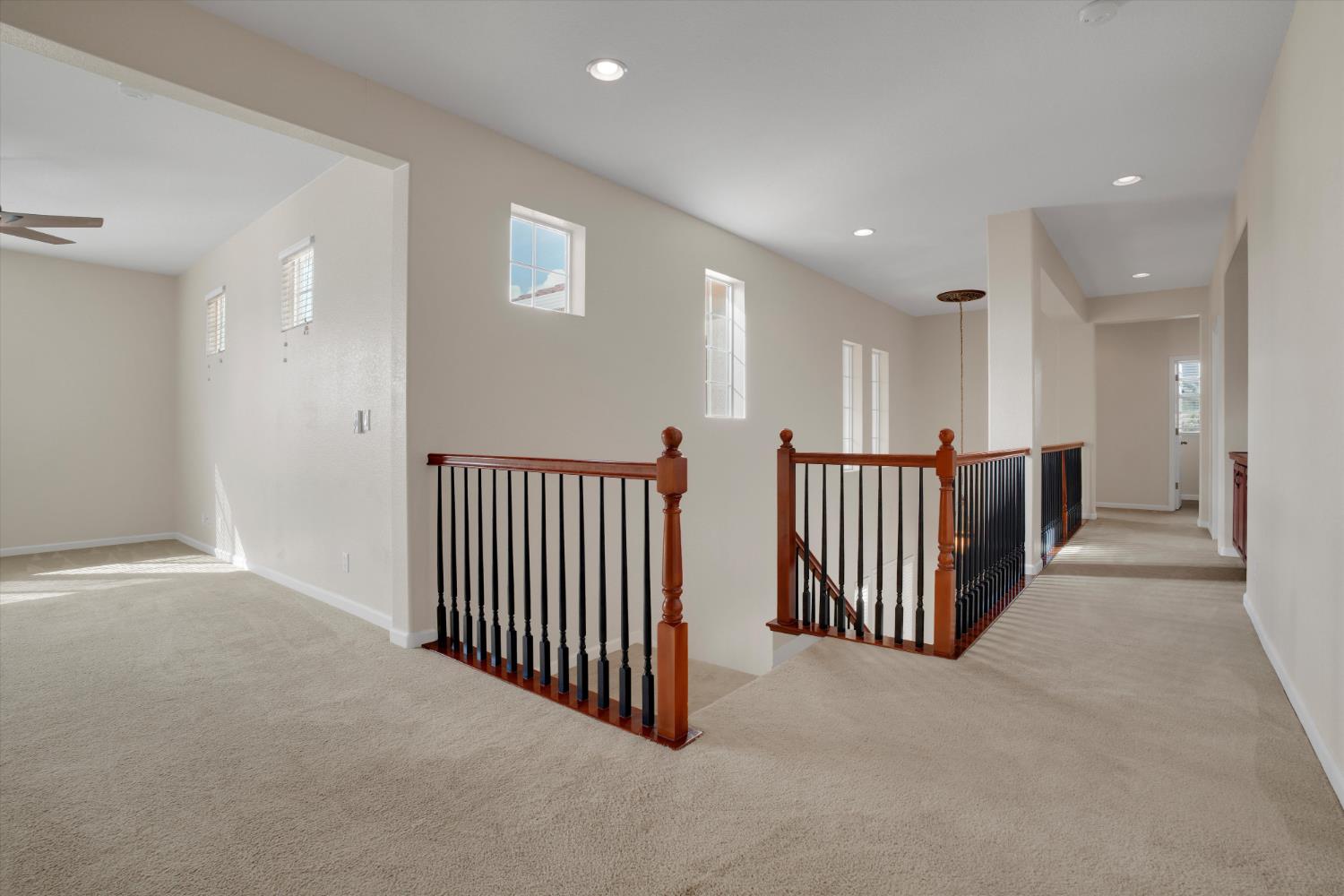 1265 Fawn Lily Dr, Patterson, CA 95363