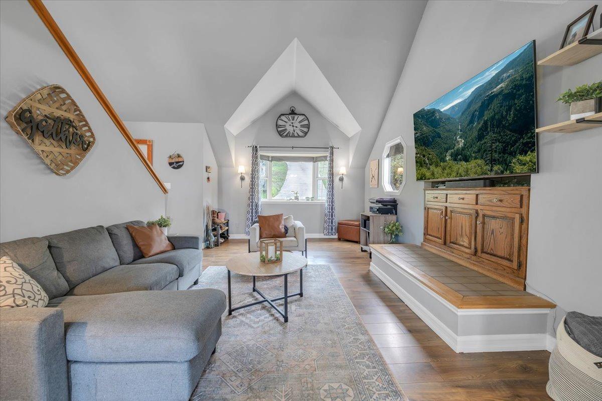 4833 Pueblo Trl, Copperopolis, CA 95228