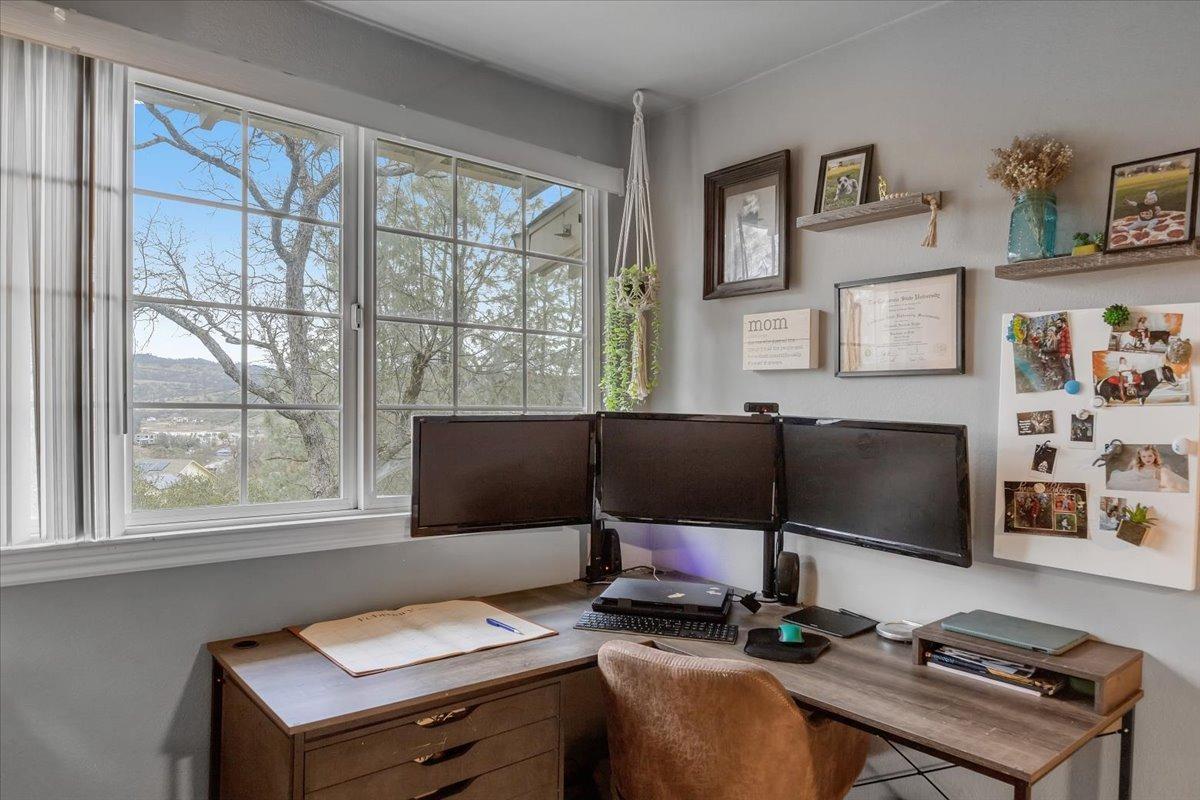 4833 Pueblo Trl, Copperopolis, CA 95228