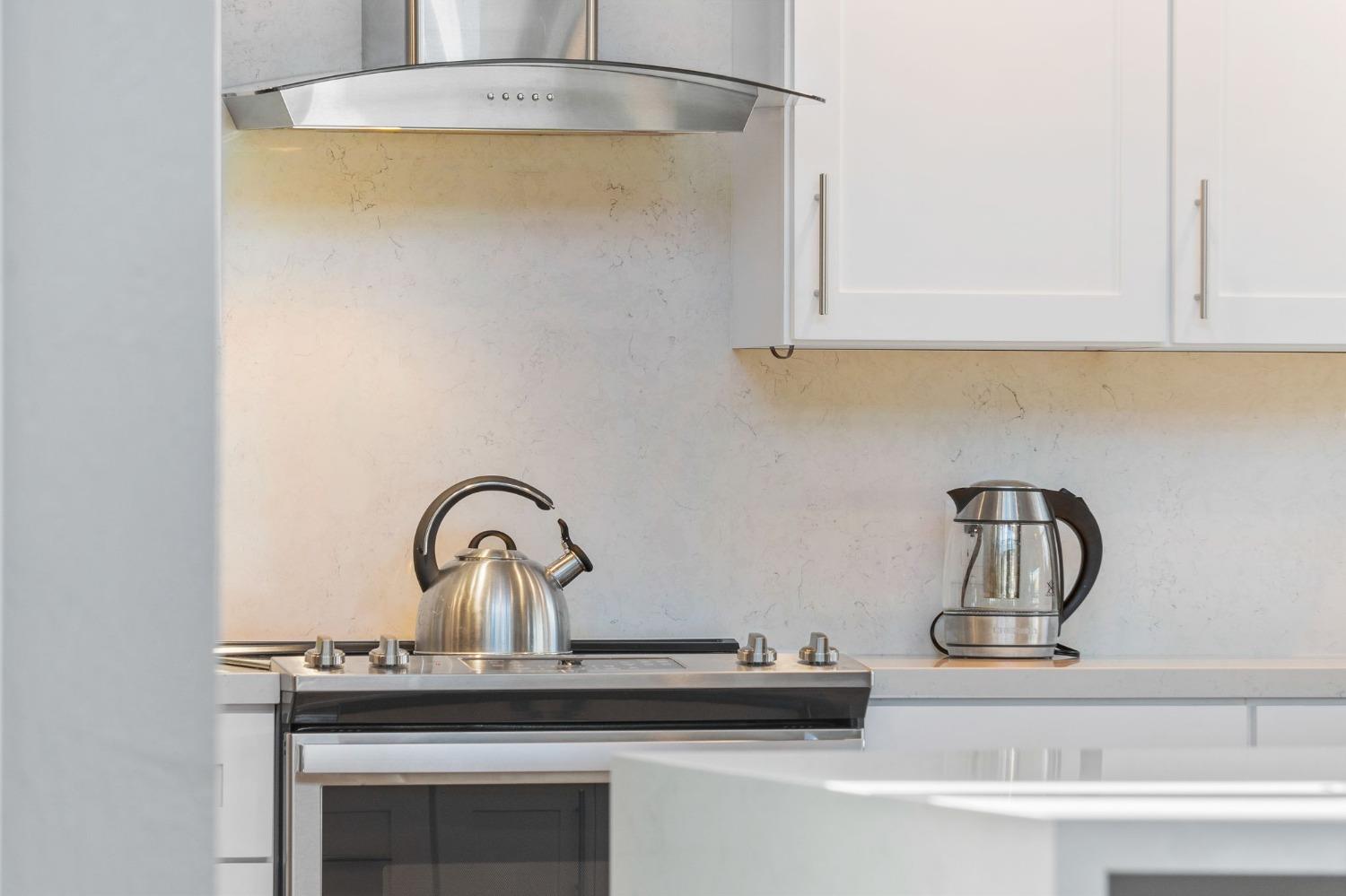 816 Foothill Rd #2, Copperopolis, CA 95228