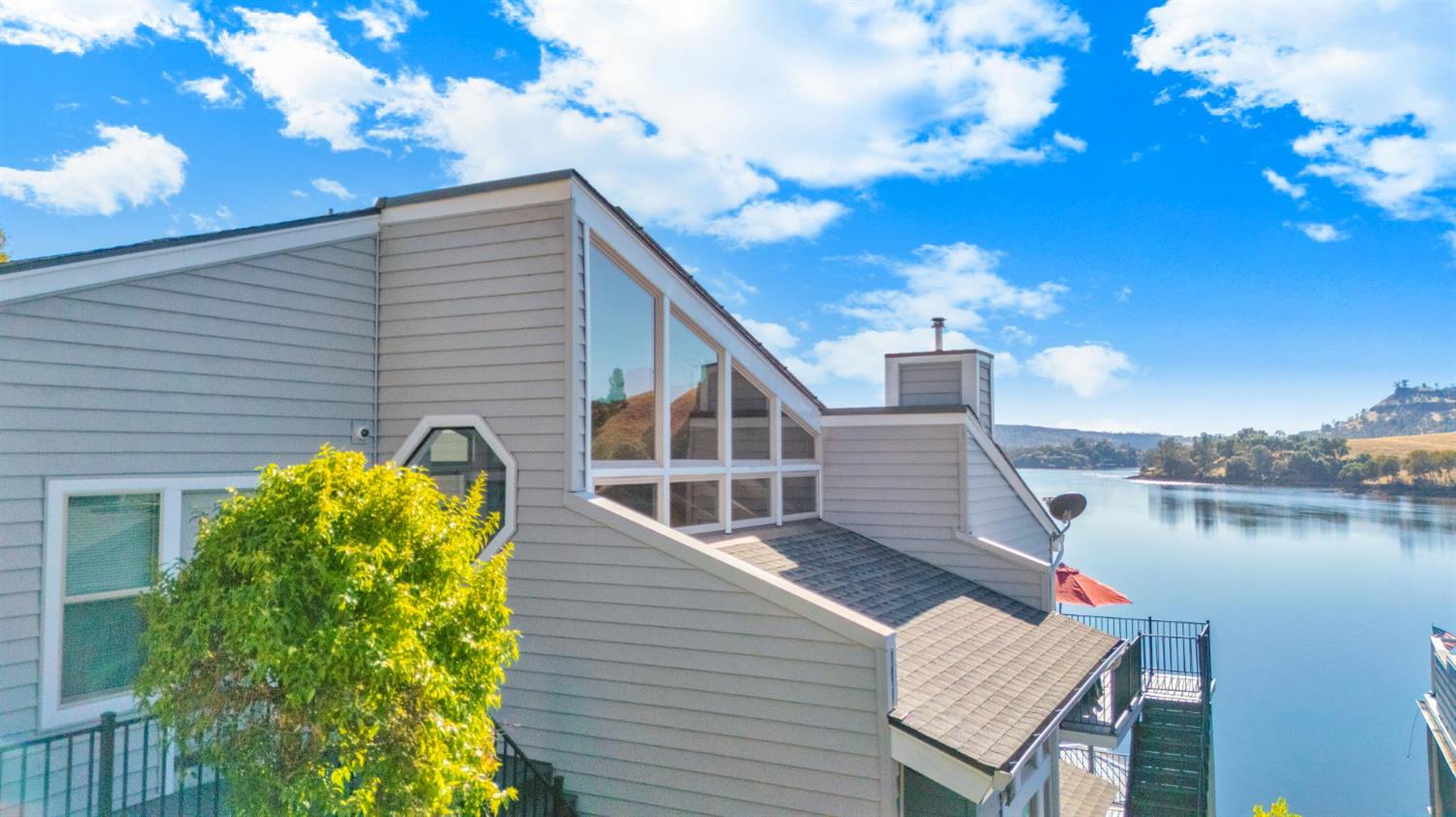 816 Foothill Rd #2, Copperopolis, CA 95228