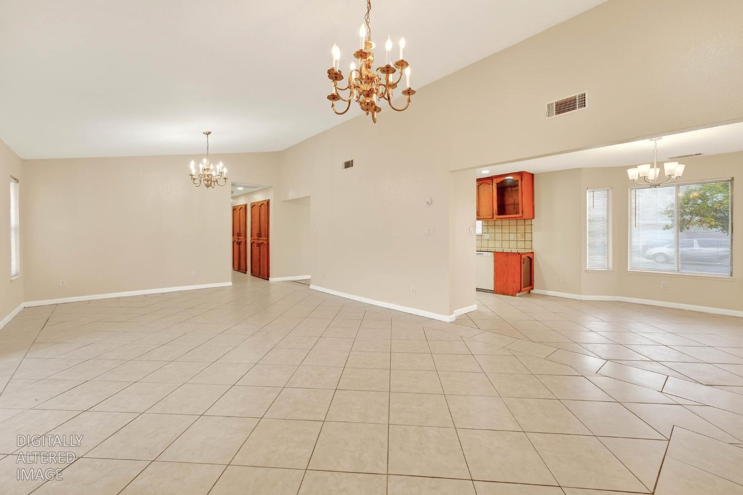 517 W Tuolumne Rd, Turlock, CA 95382