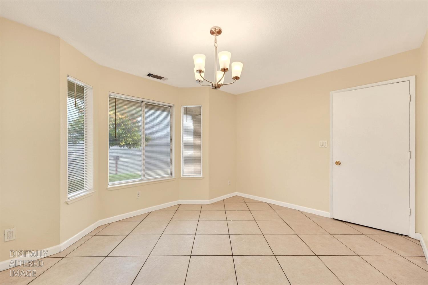 517 W Tuolumne Rd, Turlock, CA 95382