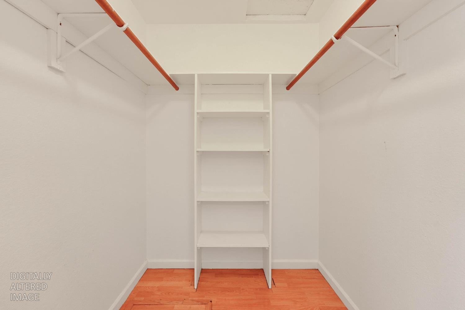 517 W Tuolumne Rd, Turlock, CA 95382