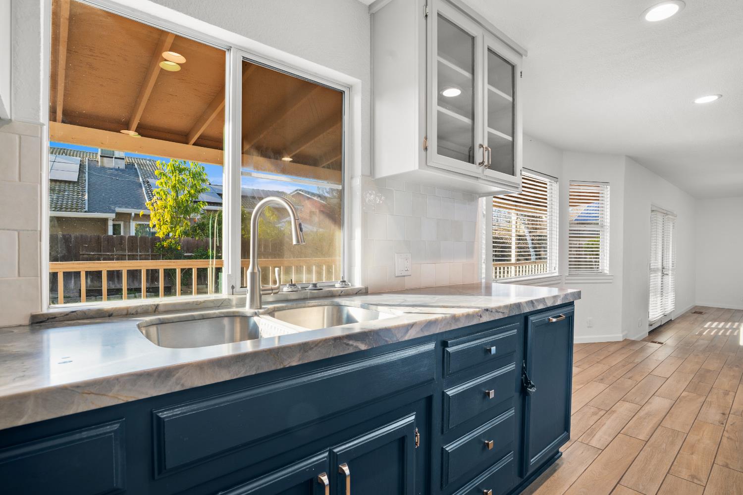 3913 Viader Dr, Modesto, CA 95356