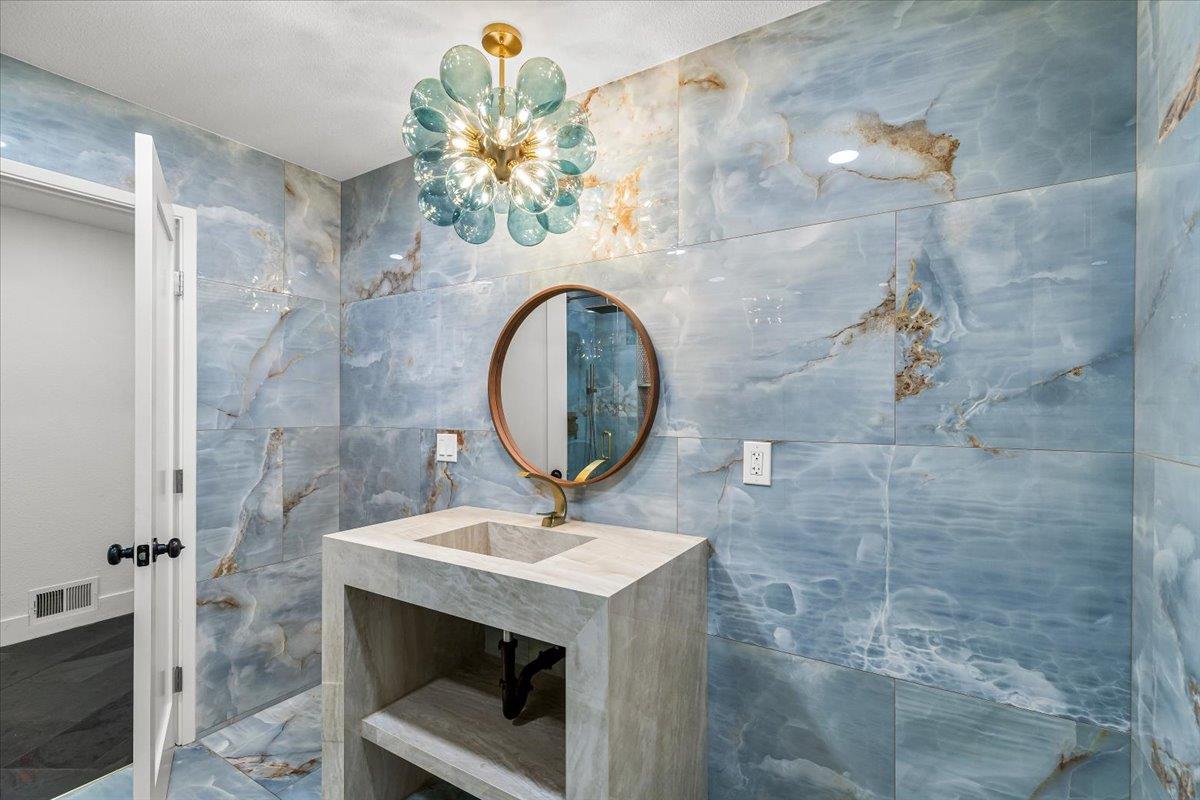 1730 Sylvia Ct, Turlock, CA 95382