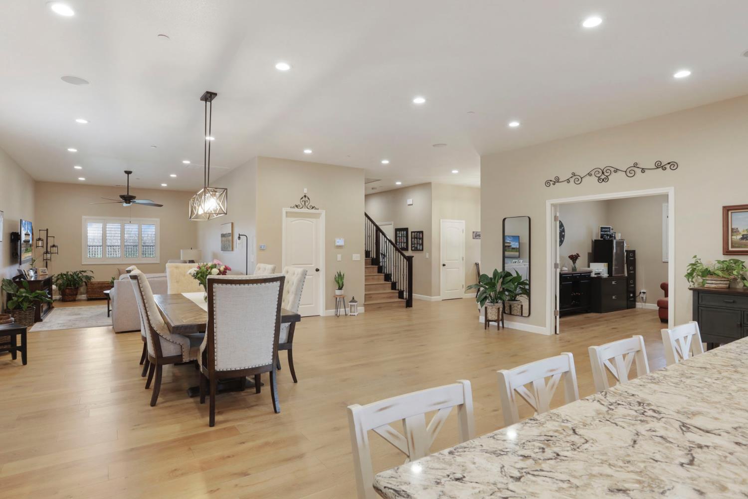 23346 S Frederick Rd, Ripon, CA 95366