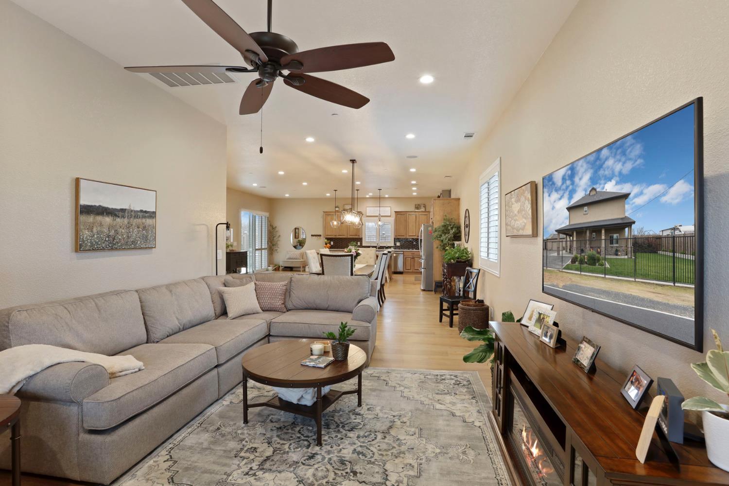 23346 S Frederick Rd, Ripon, CA 95366