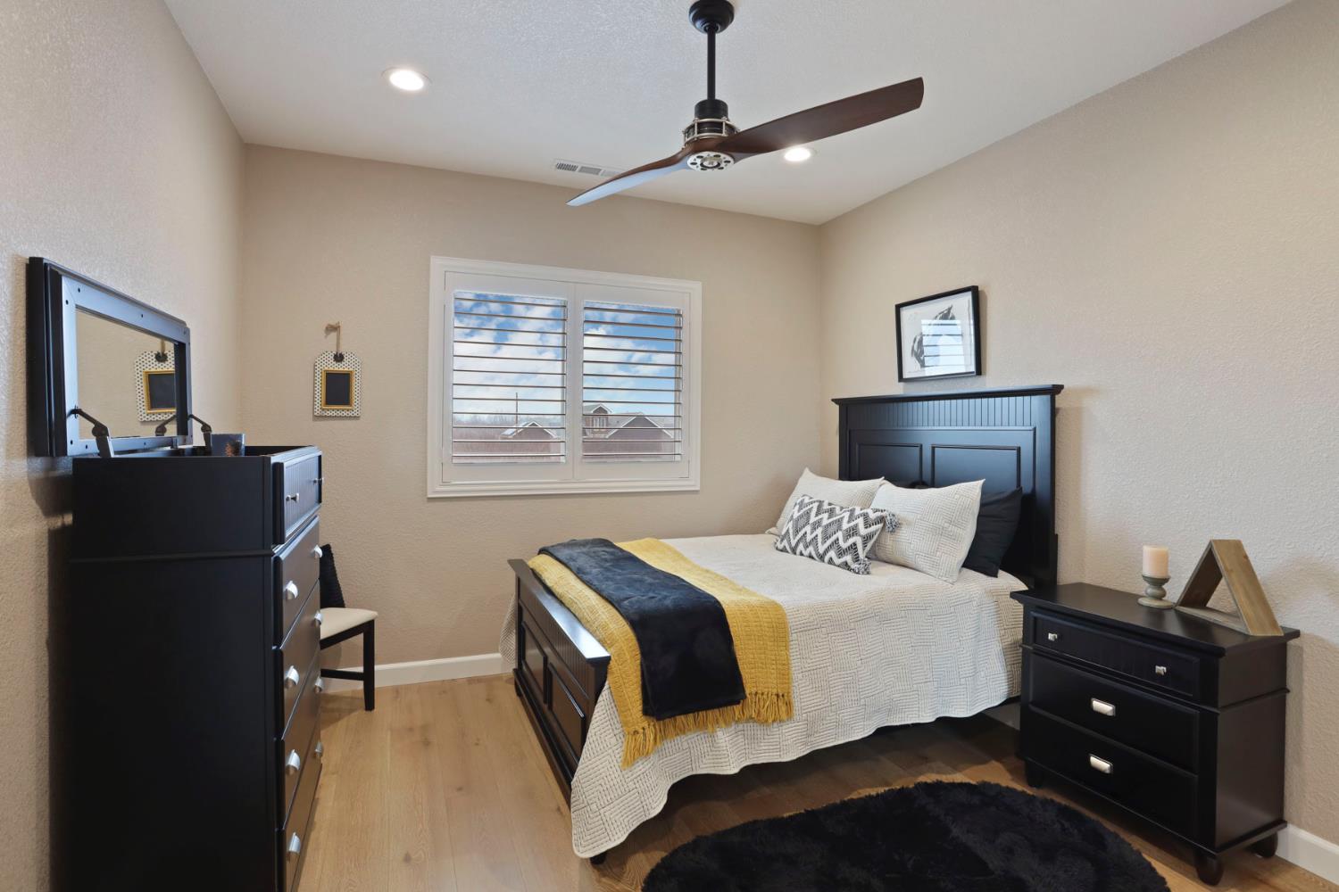 23346 S Frederick Rd, Ripon, CA 95366