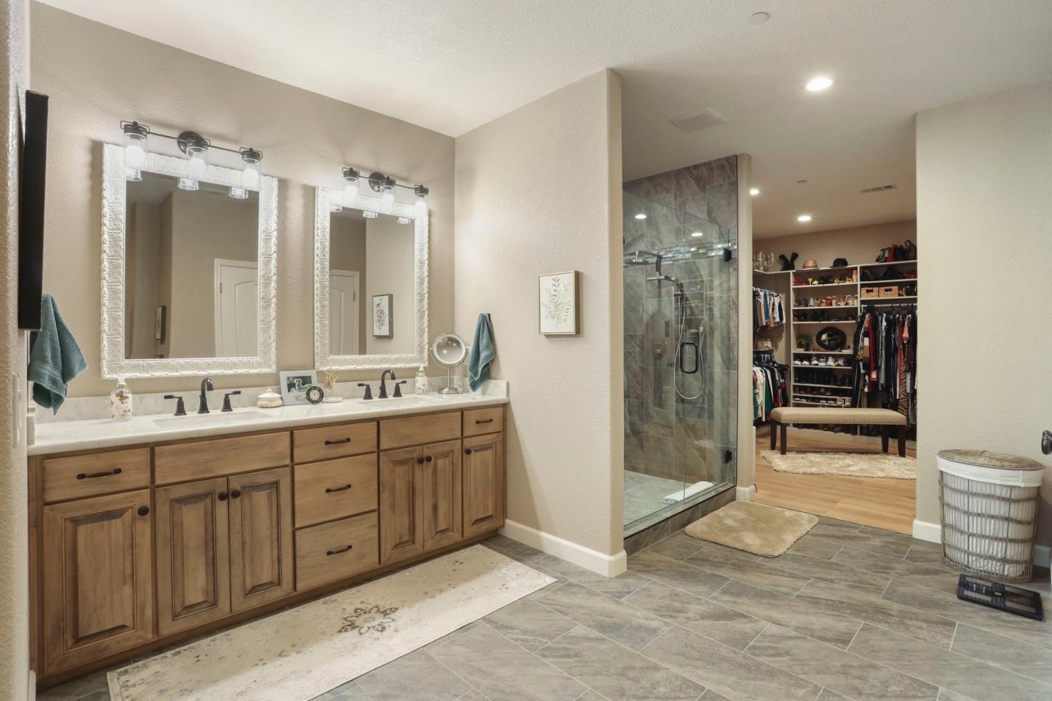 23346 S Frederick Rd, Ripon, CA 95366