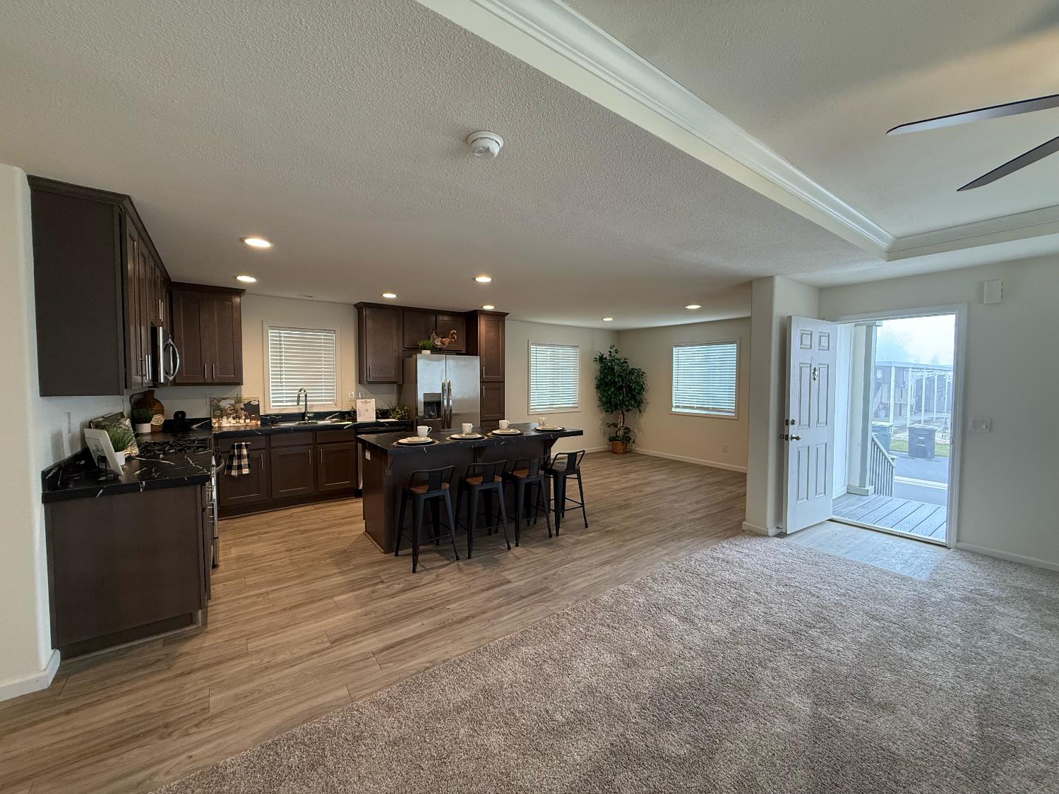 1403 Monte Cristo Way, Livingston, CA 95334