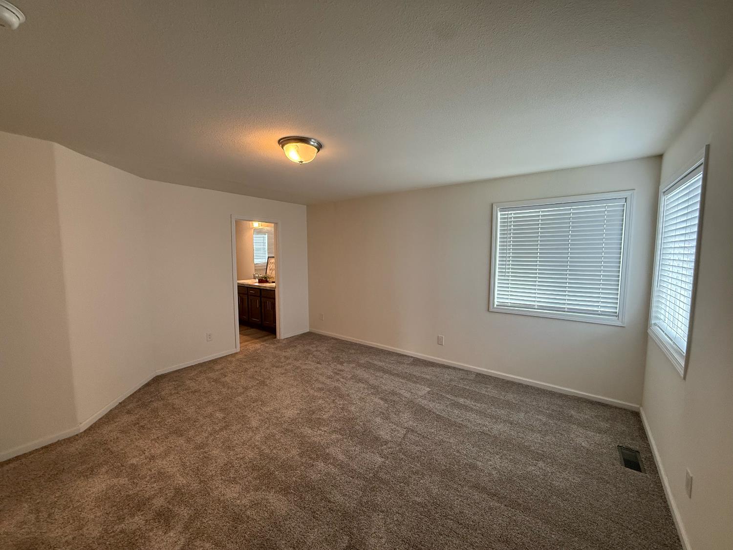 1403 Monte Cristo Way, Livingston, CA 95334