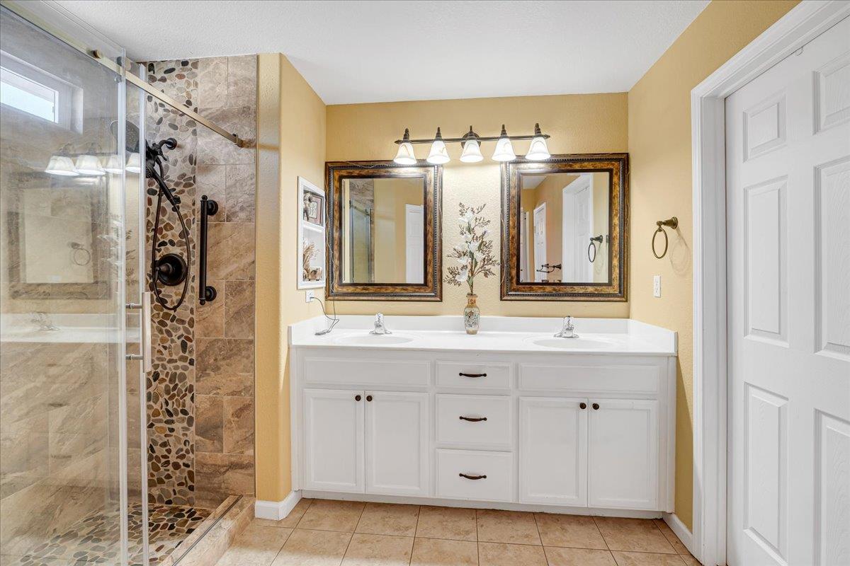 219 Bridle Point Cir, Copperopolis, CA 95228