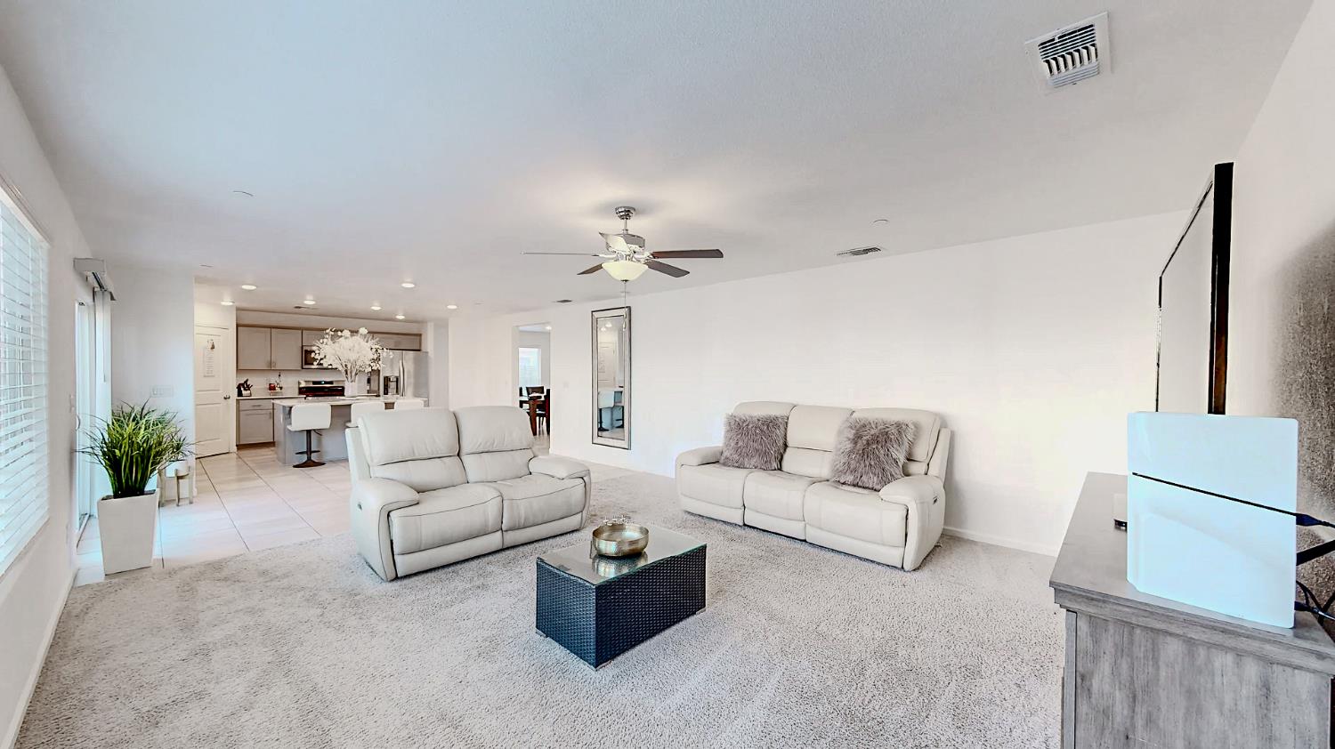 1775 Tomaso Ct, Los Banos, CA 93635