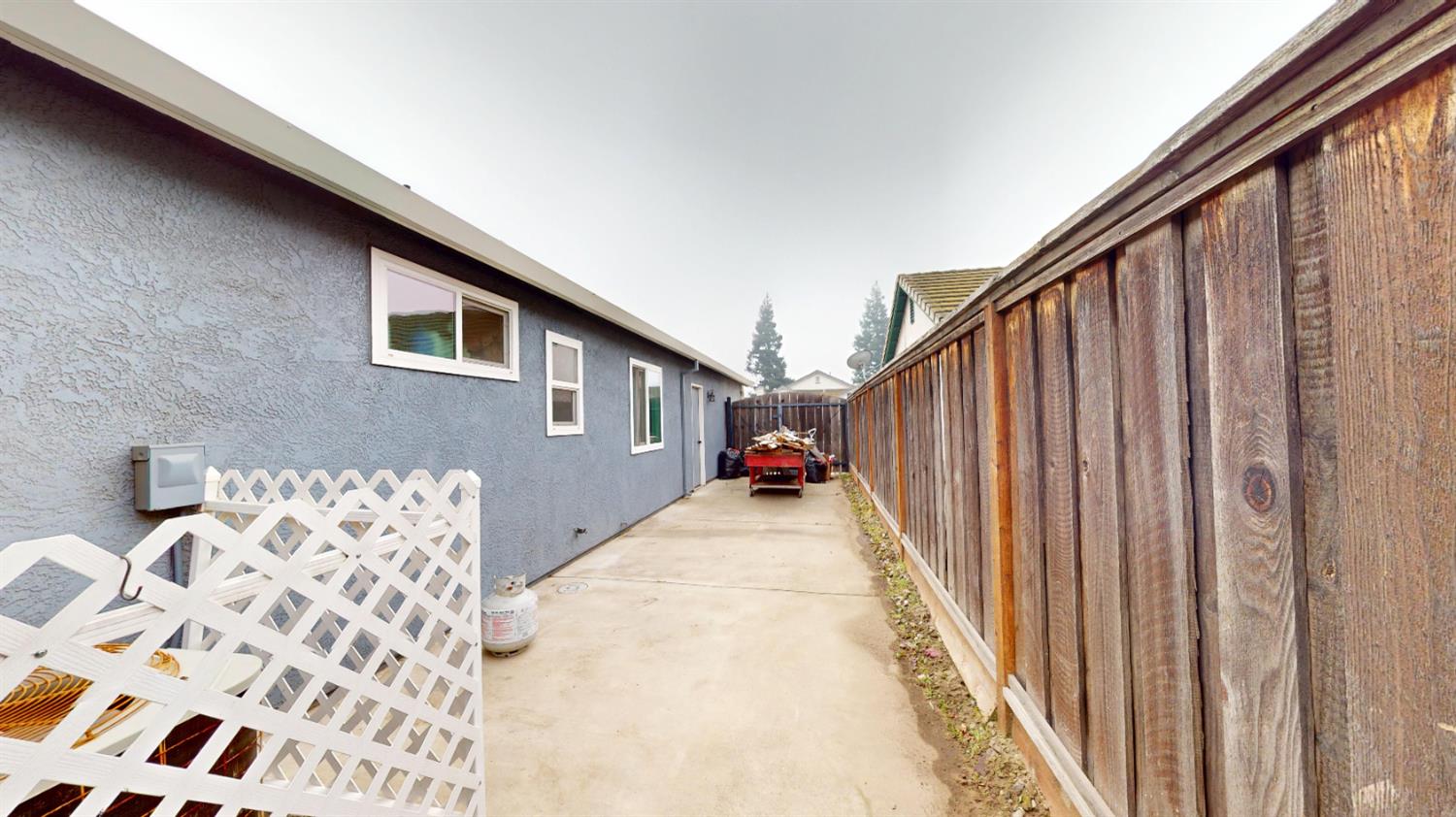 1847 Bergthold St, Manteca, CA 95336