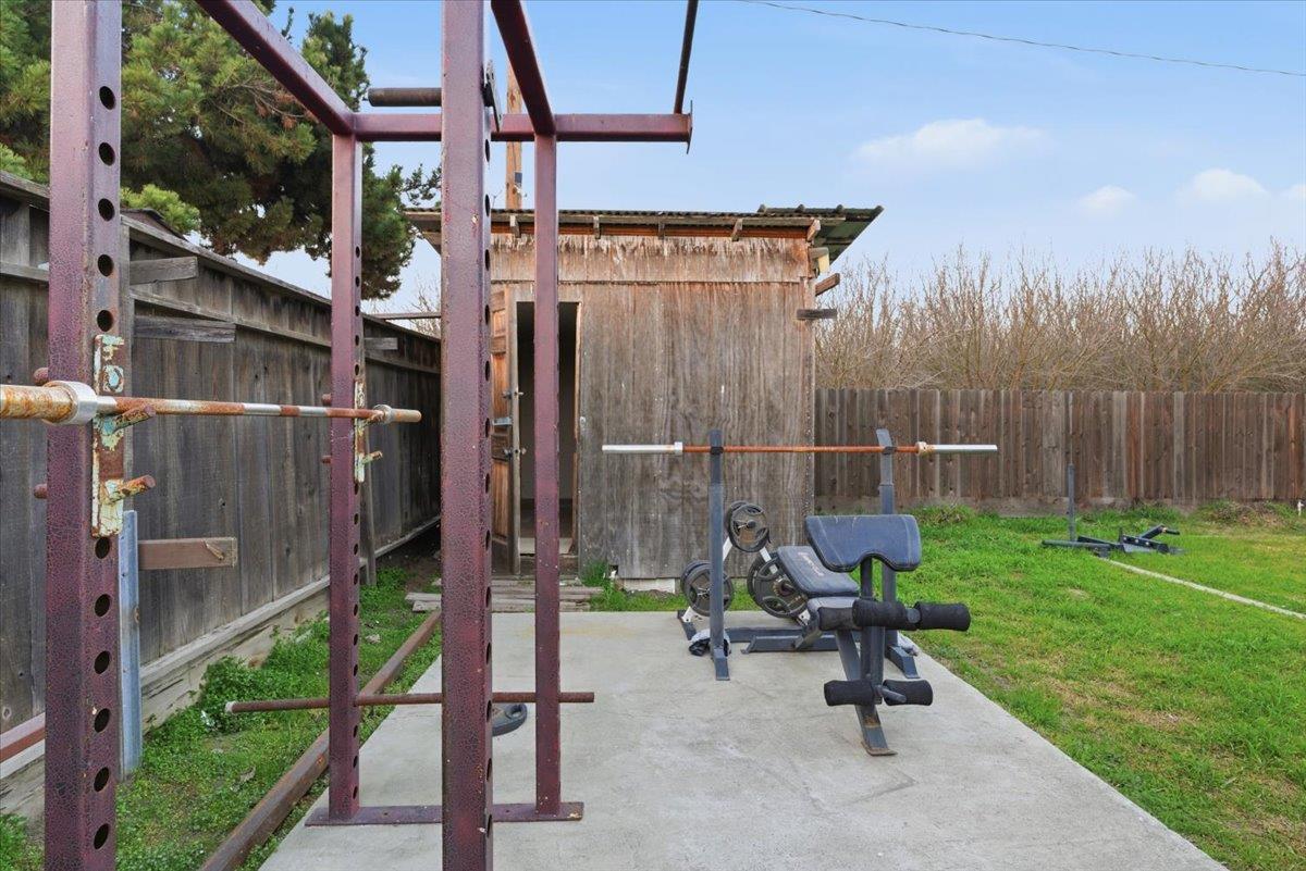 2213 Evelle Ln, Turlock, CA 95380