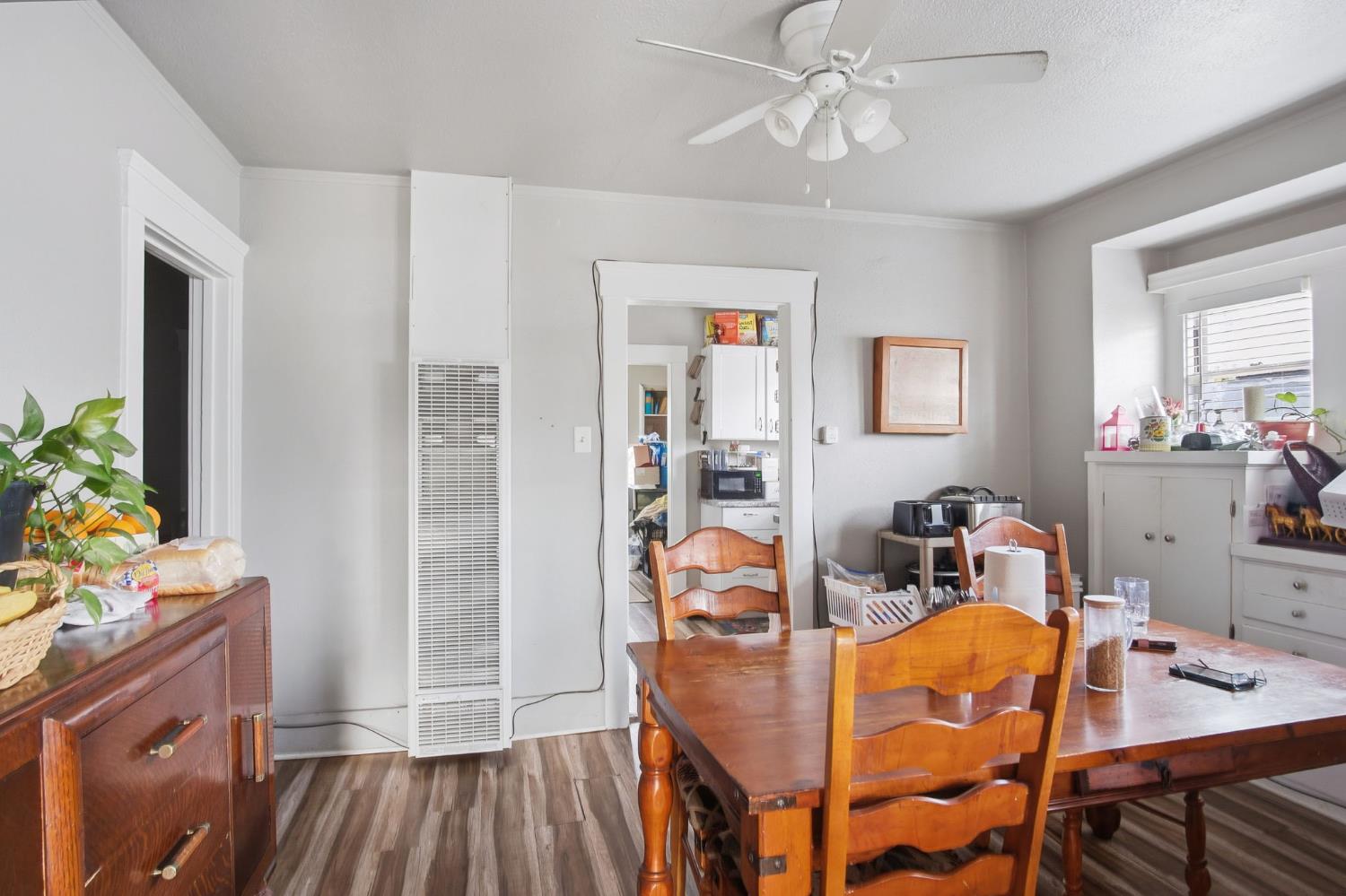 925 W 21st St, Merced, CA 95340