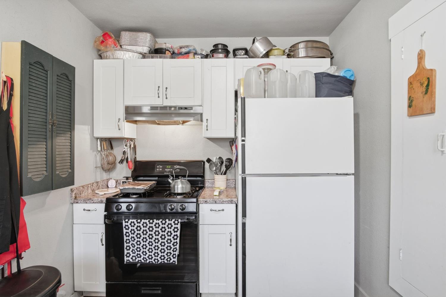 925 W 21st St, Merced, CA 95340