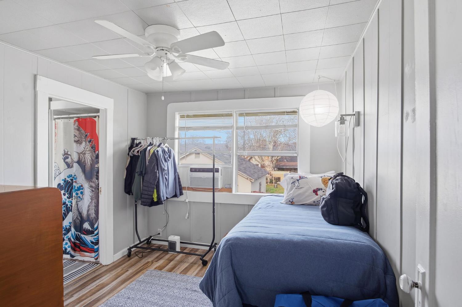 925 W 21st St, Merced, CA 95340